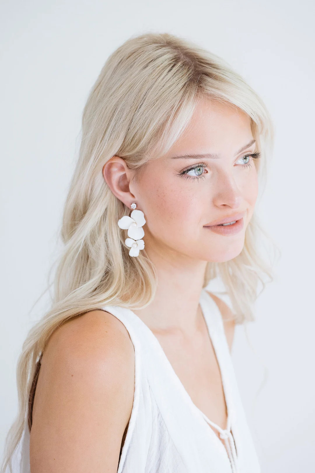 Romantic Clay Flower Earrings, Prom Pearl Jewelry, Bridal Flower Earrings, Wedding Jewelry, Brida... | Etsy (US)