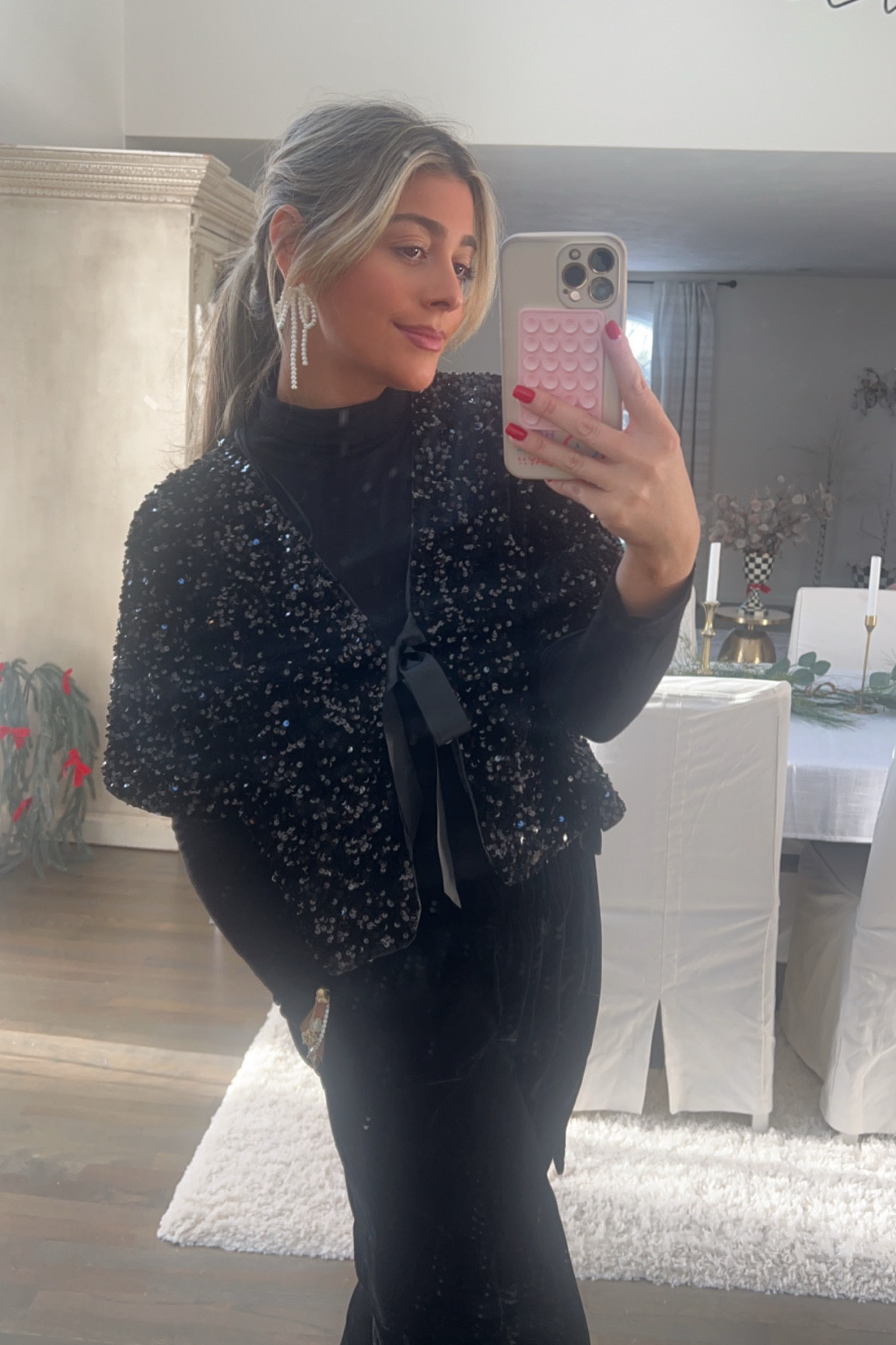 Holiday looks 🎅🏼✨🎁
Christmas Day outfit
Christmas outfit inspo 
Holiday looks 
Holiday party looks 

#LTKSeasonal #LTKHoliday #LTKParties