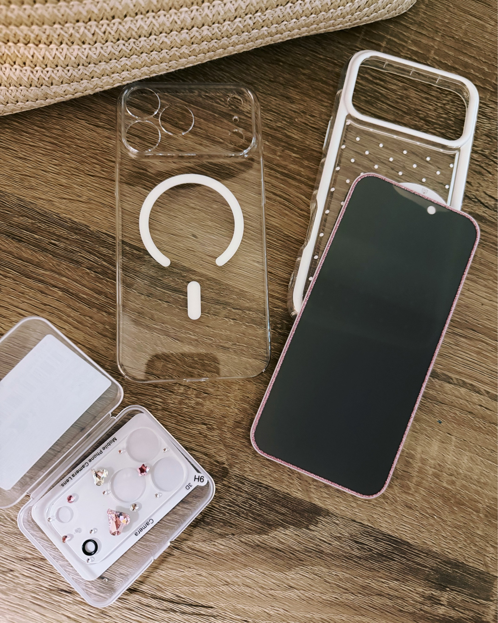 Phone Clothes 