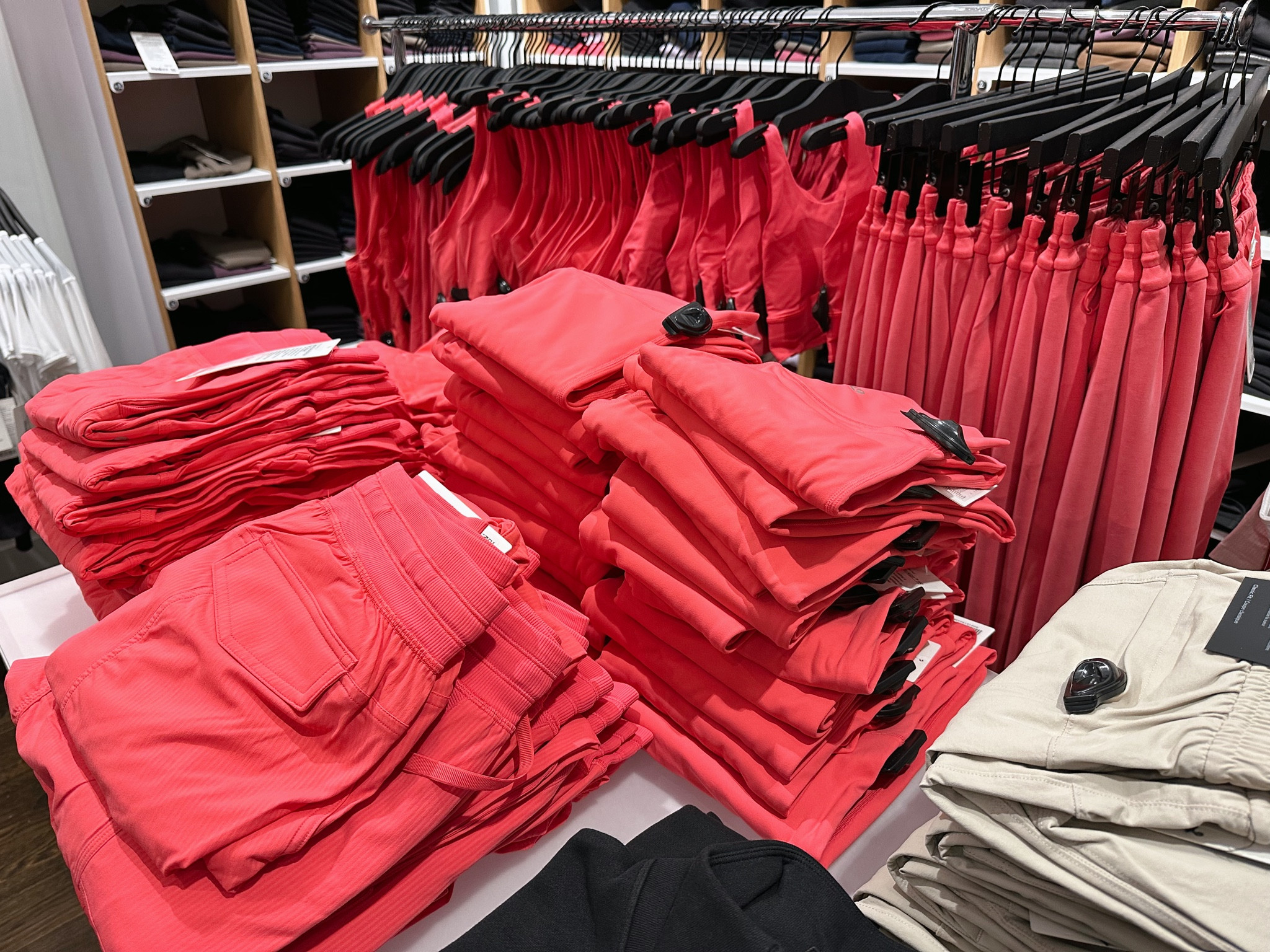 Glaze pink for spring >>

#lululemon 

#LTKActive #LTKstyletip #LTKfitness