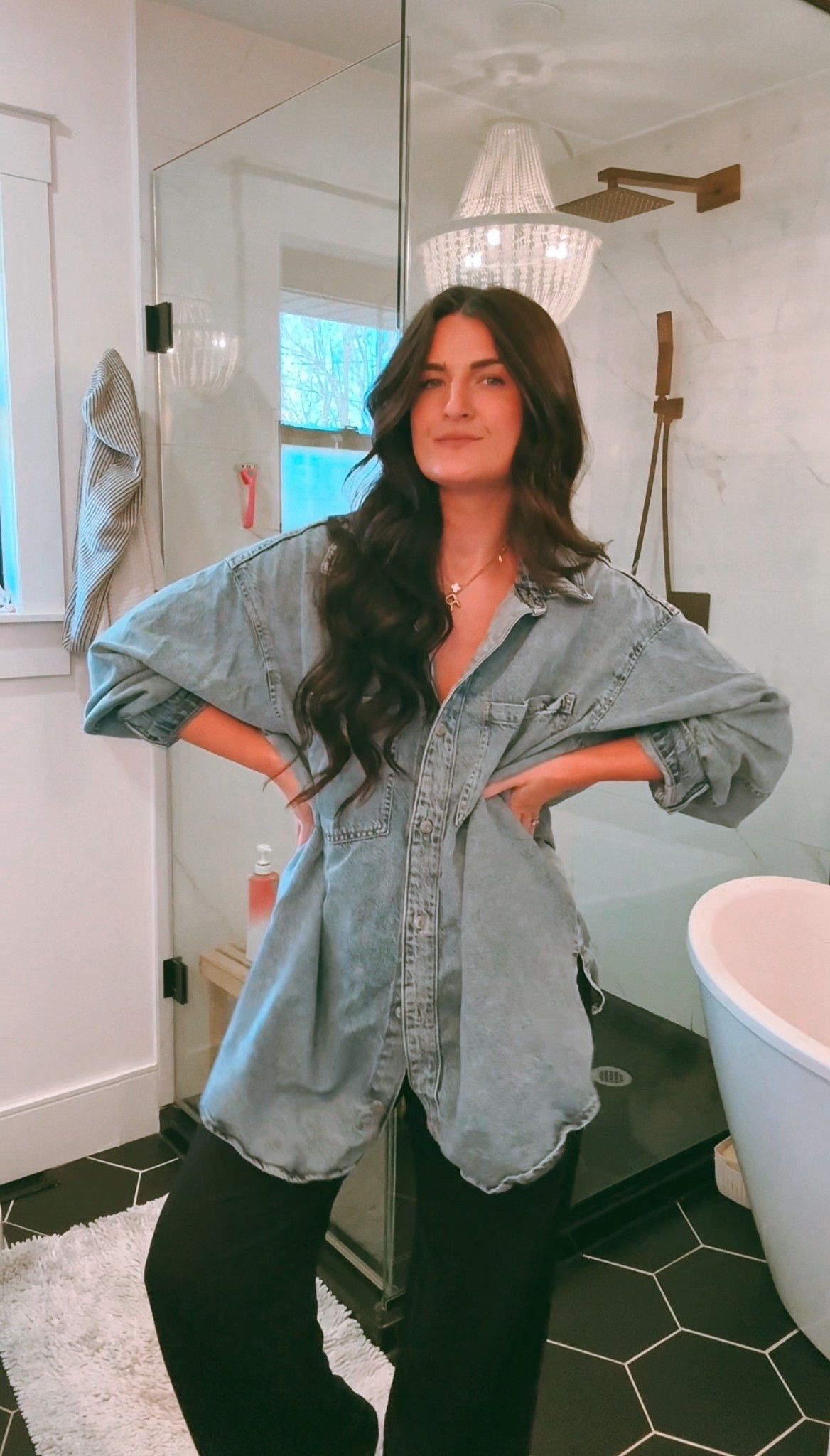 I’ll be wearing this outfit constantly, I can already tell! 🖤

#LTKcanada #LTKspring #LTKstyletip