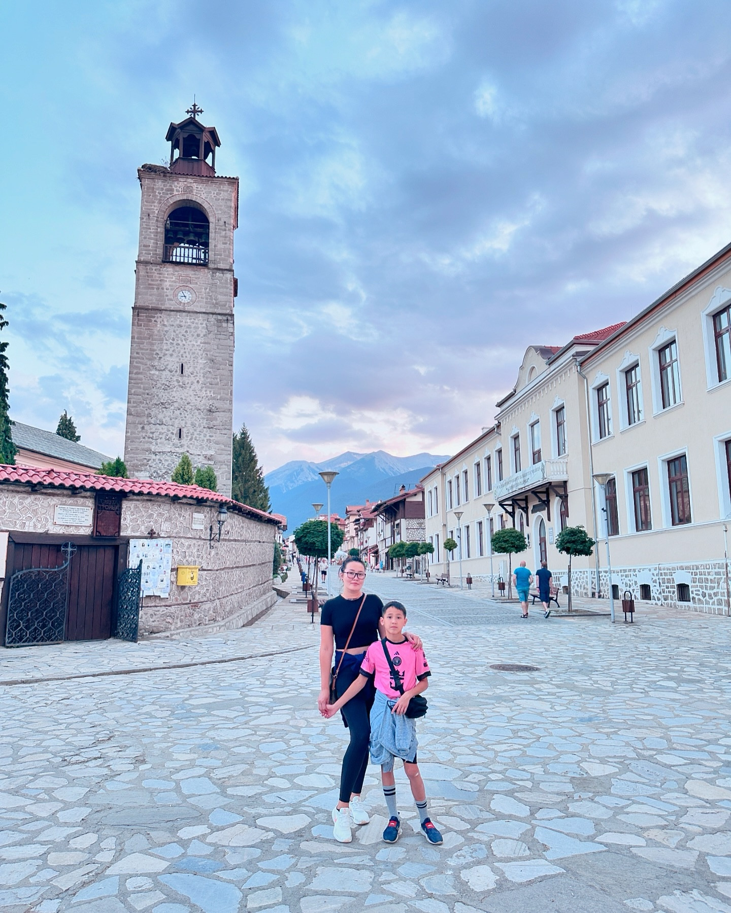 Such beautiful place 😍 spending a day in bansko and realised why so many expats live in this beautiful place 😍😍 we fell in love with  it #bansko #bulgaria #travelbulgaria