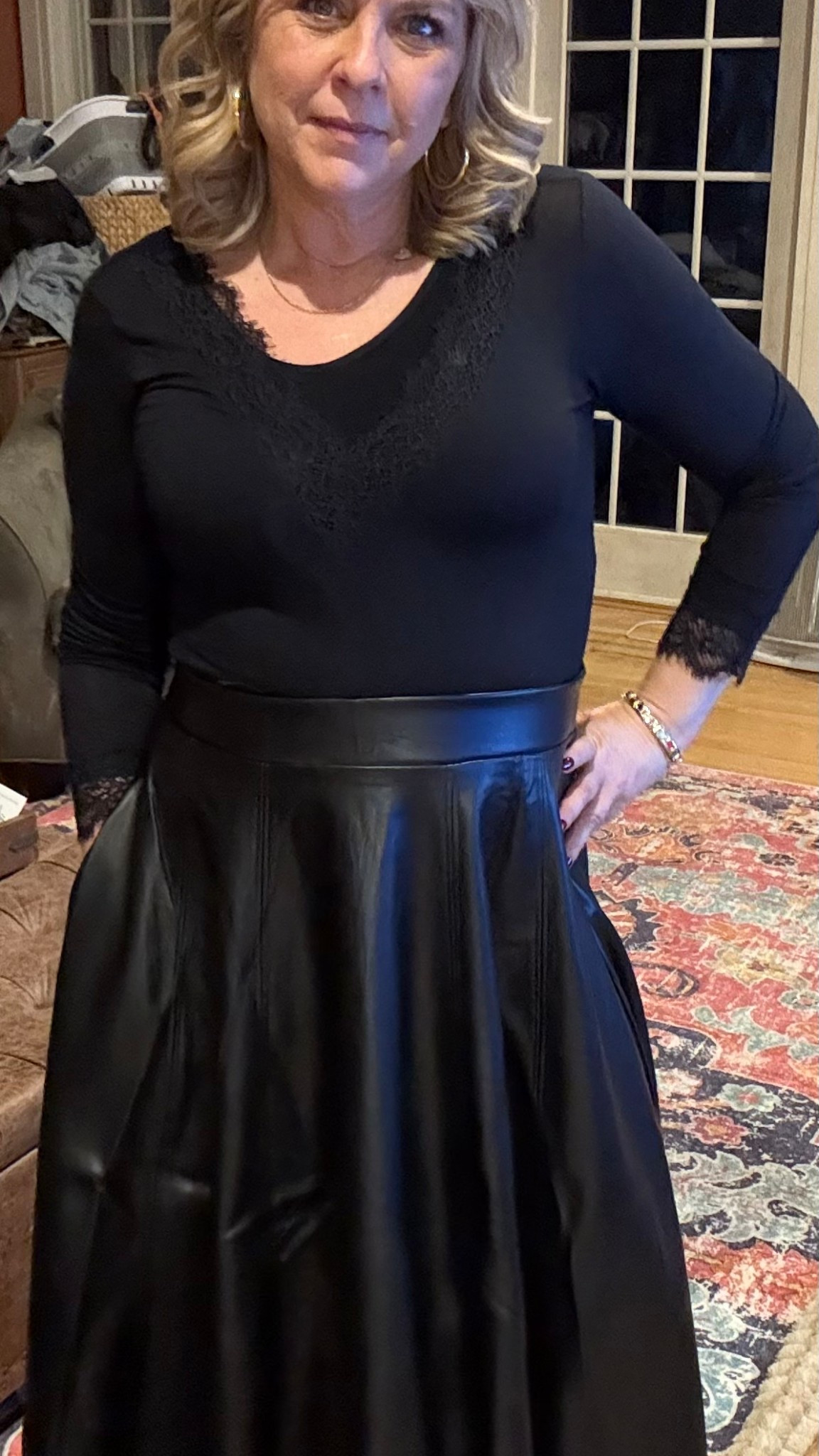 this is absolutely phenomenal. It comes in petite and plus. 

#LTKPetite #LTKMidsize #LTKPlusSize