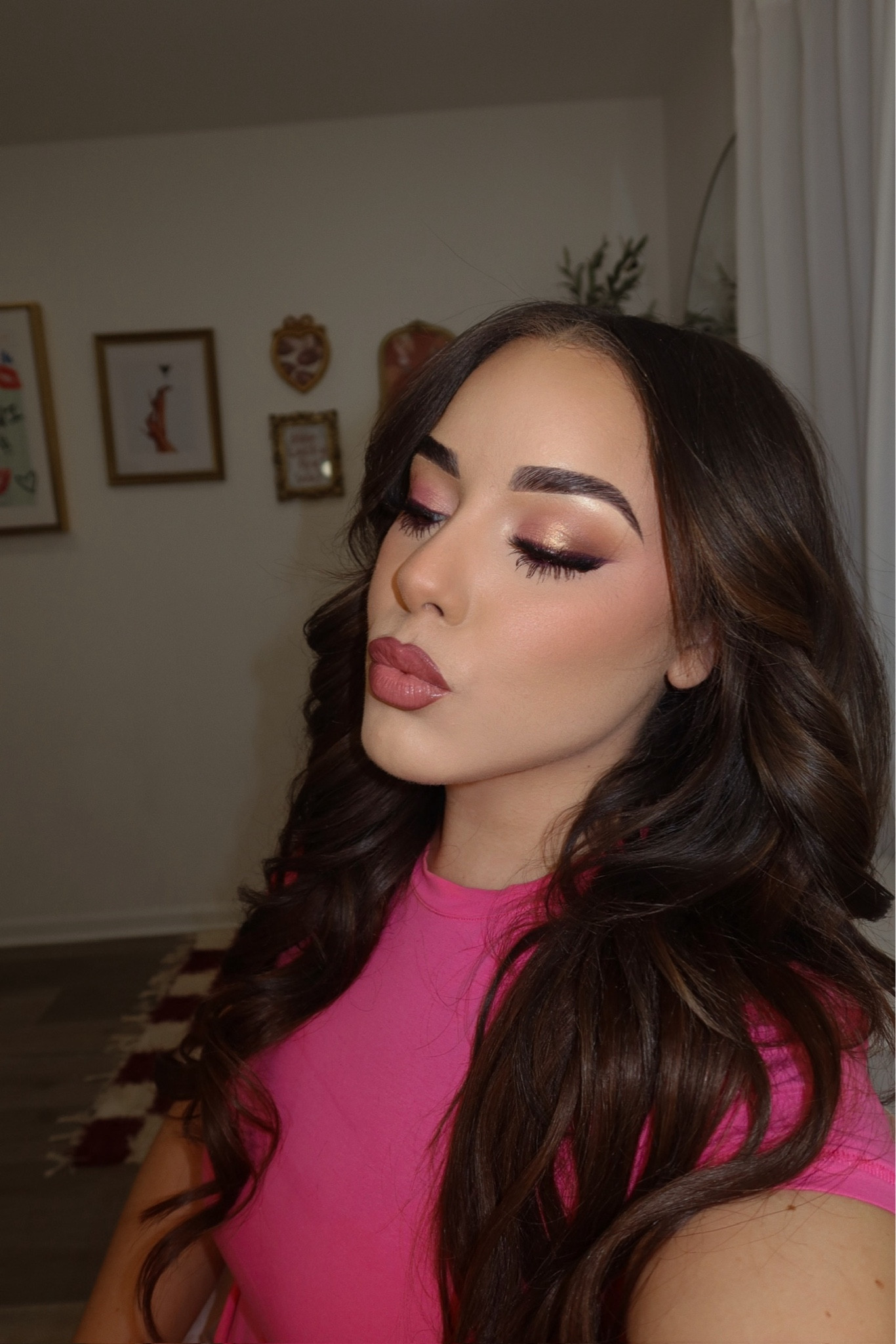 The perfect sparkly pink glam 💕✨ 

#pinkmakeuplook #girlymakeup #softglamlook #glittereyeshadow

#LTKBeauty