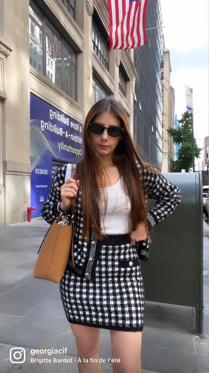 White and black cardigan and shirt, aqua brand, Bloomingdales, every day outfit, transitional outfit, fall colors, neutral style, monochromatic outfit 


#LTKSeasonal #LTKstyletip