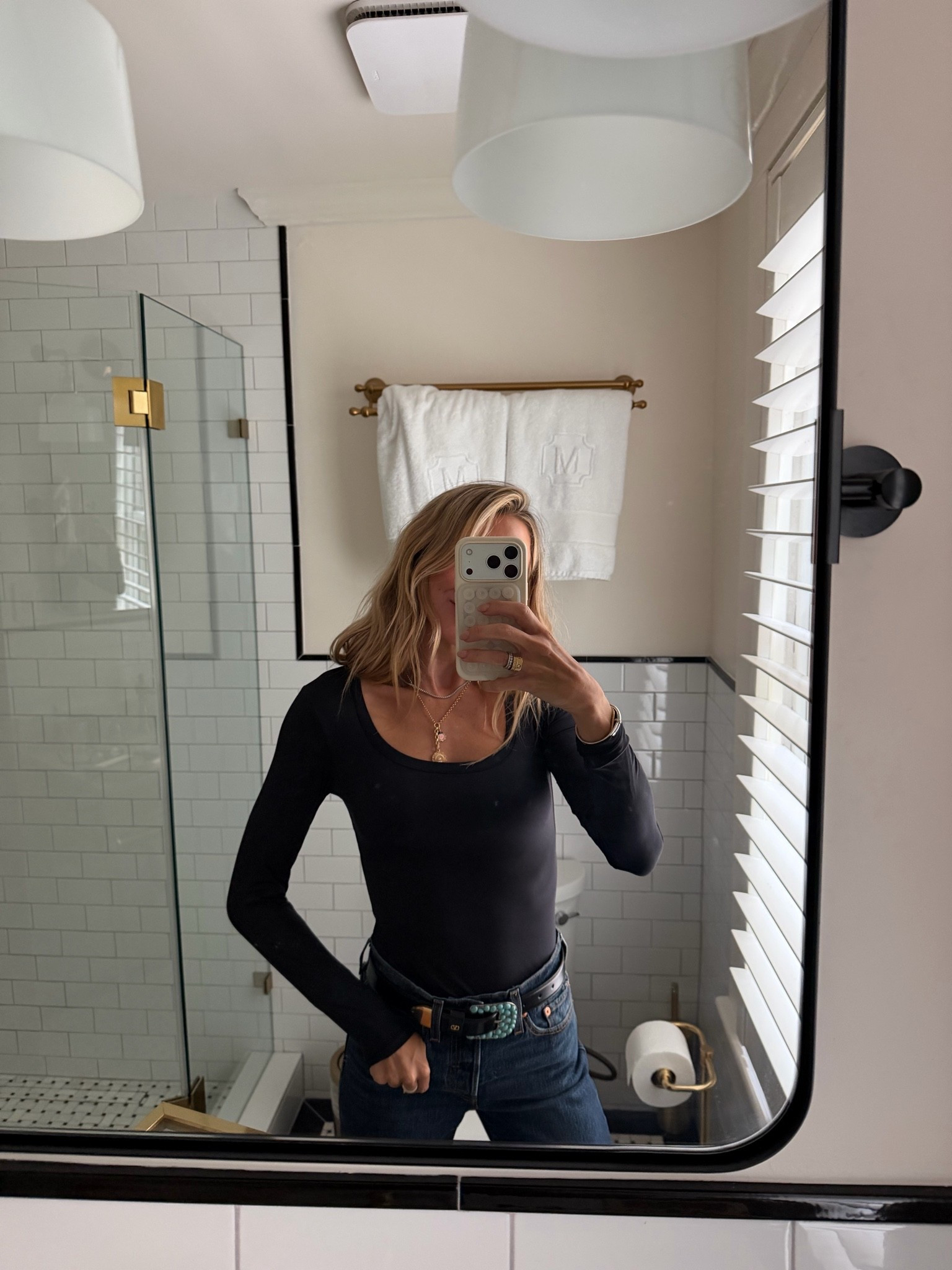 Amazon top wearing xs