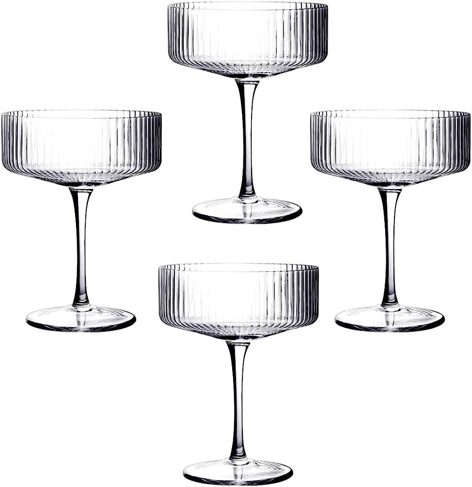 AOROTOE Coupe Glasses Set Of 4 Vintage Glassware Champagne Martini Cocktail Crystal Wine Glasses ... | Amazon (US)