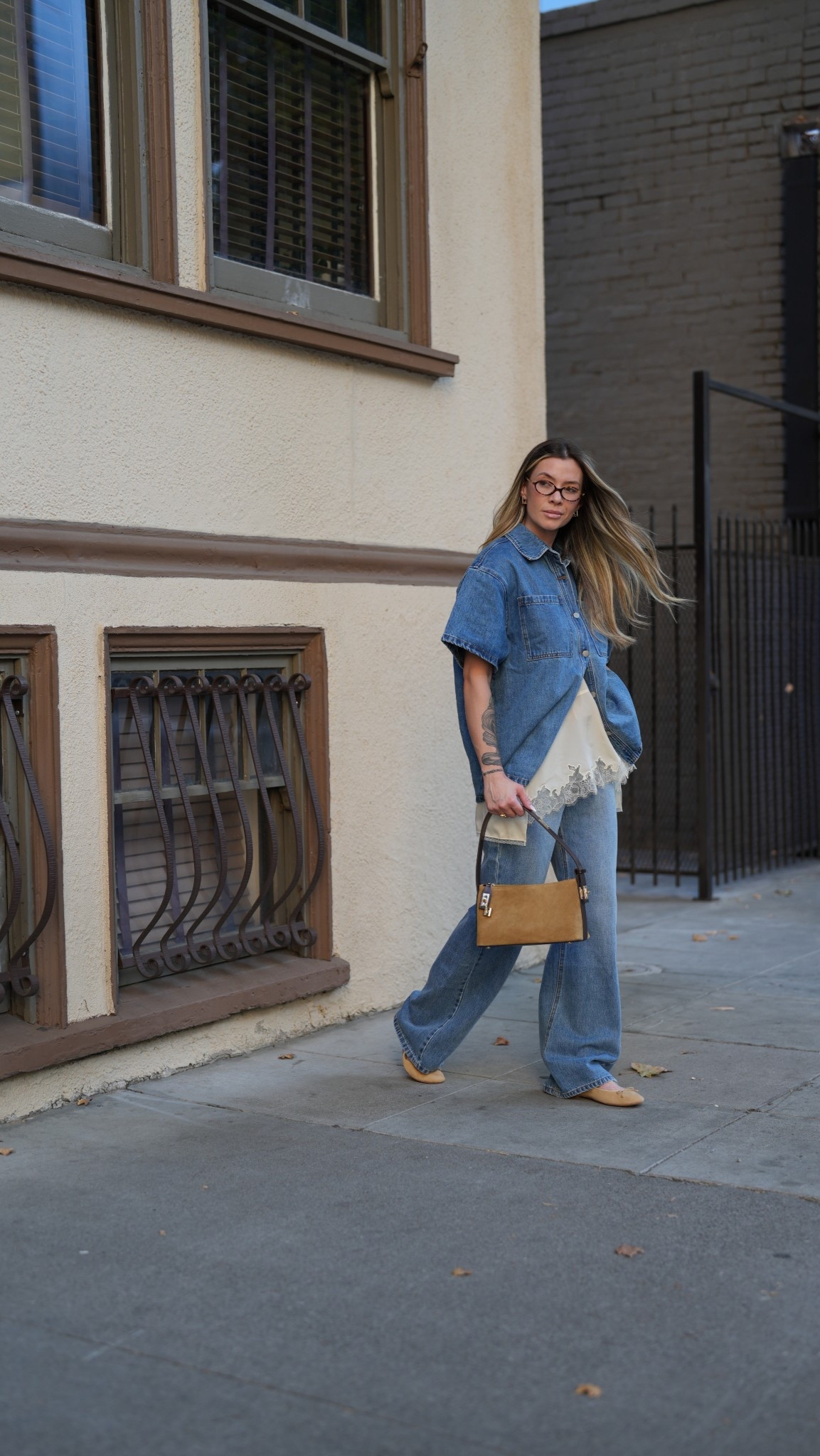 
The perfect outfit combo for fall : denim on denim with a touch of suede ! 🤎🩵

#LTKStyleTip #LTKBeauty #LTKSeasonal