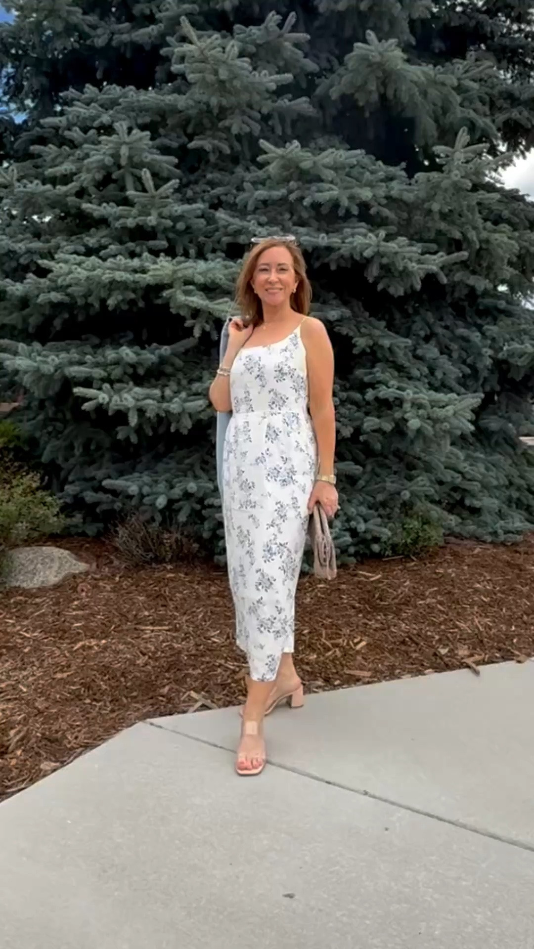 Stunning print on this linen dress. It’s available in XS-XL. I’m wearing a small.
@Quince

#LTKPetite #LTKOver40