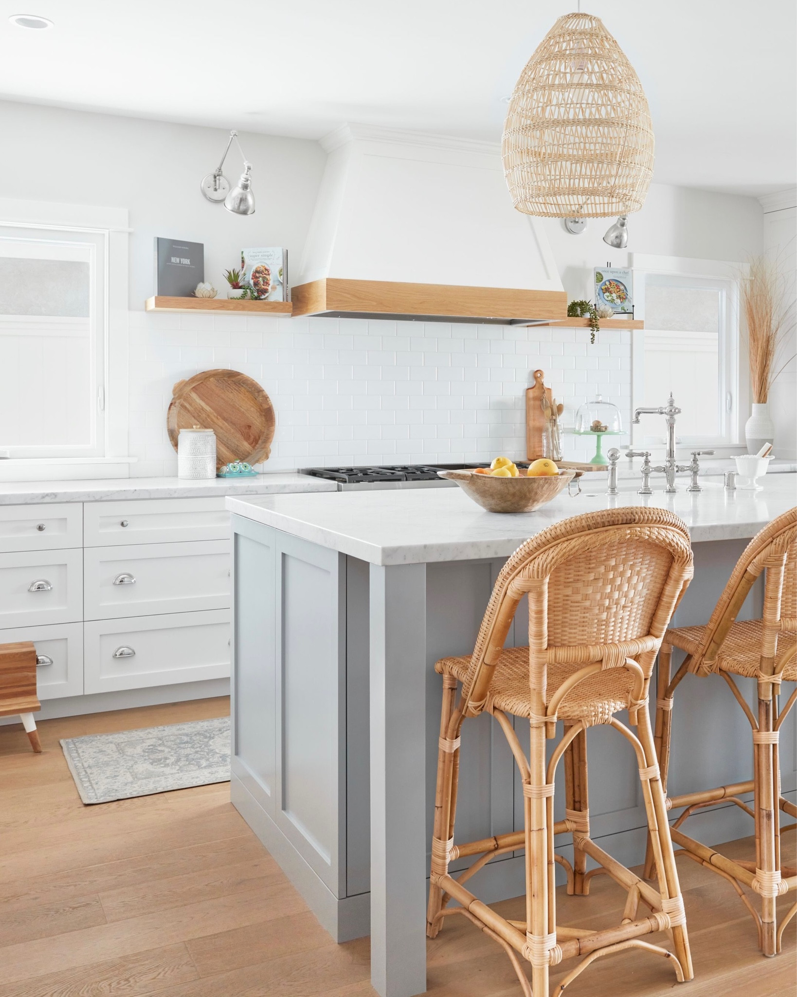 Barstools
Kitchen Ideas
Pendant Lighting
Serena & Lily 
Kitchen Faucet
Step Stool
Coastal Kitchen
Coastal Home 

#LTKSeasonal #LTKhome #LTKfamily