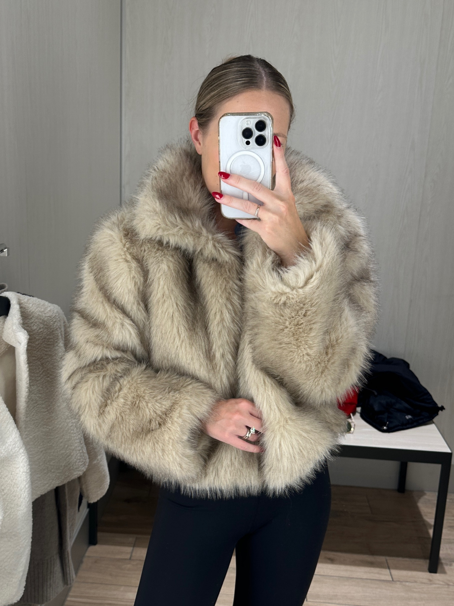OK, if you’re looking for a photo for coat for this winter, this option from H&M looks so good and soft in person and is under $50! It is technically a cropped style, so works well for petites, I would say it was full length on me. I sized up. I’m wearing a medium in this picture! It has two hooks so it closes and is actually surprisingly warm - a cute and functional winter coat! 

#LTKSeasonal #LTKFindsUnder50 #LTKHoliday