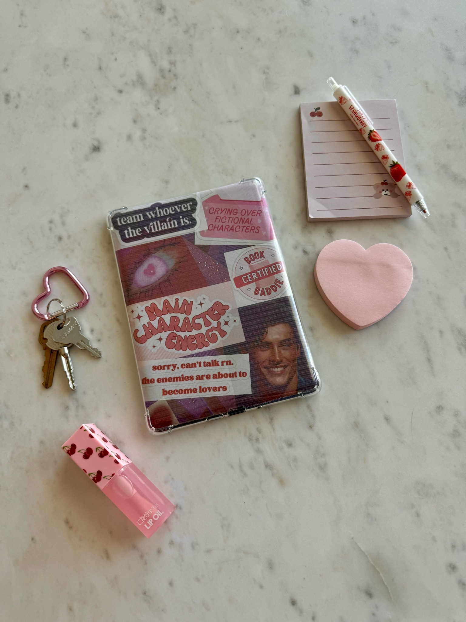what’s in my bag light pink edition!

#LTKGiftGuide #LTKFindsUnder50 #LTKHome
