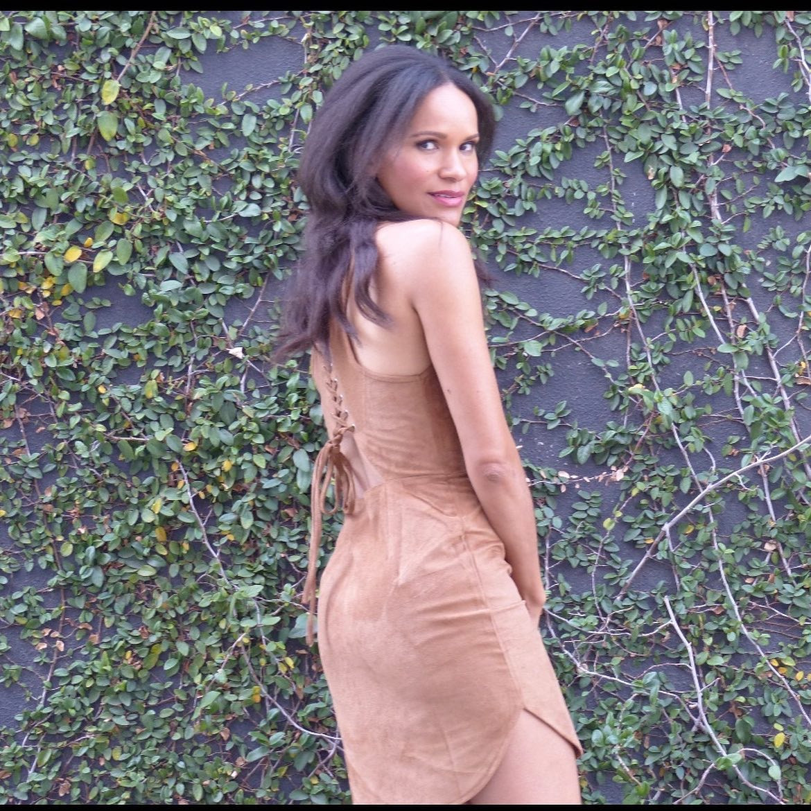 Suede for fall? Why yes, of courseI Don’t mind if I do. This little faux suede number laces up the back and hugs the body in all the right places. Here are some excellent options to help you recreate the look. — suede dress, fall looks

#LTKSeasonal