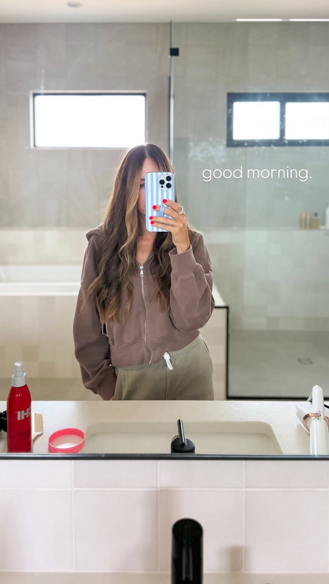 Casual and comfy outfit for today! 

Casual outfit inspo, fall fashion, fall outfit inspo, mom fashion 

#LTKStyleTip #LTKSeasonal