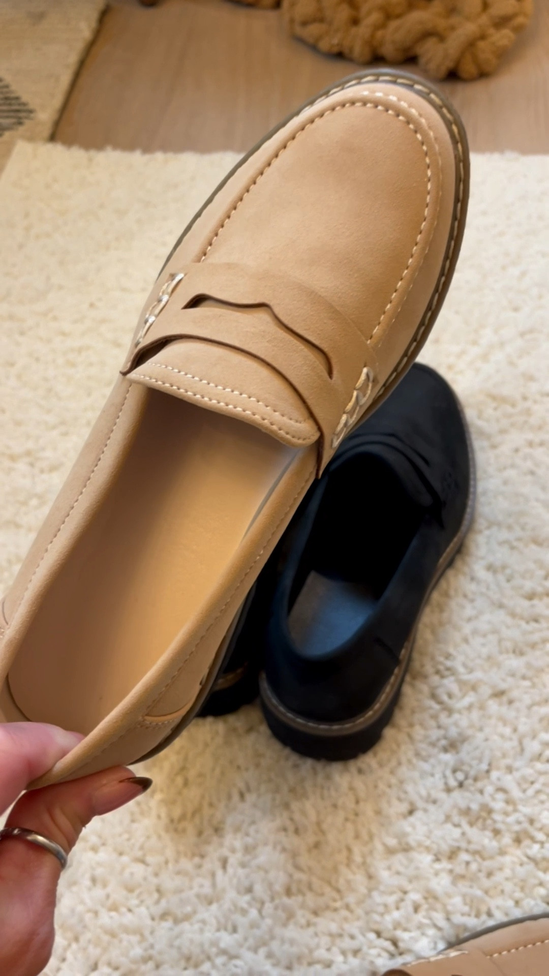 Loafers are the IT shoe for fall & these do not disappoint! I would recommend you size down half. I love the classic tan & black as closet staples. They do come in other fun colors. Affordable price at Amazon.

@amazonfashion

#LTKStyleTip #LTKOver40 #LTKShoeCrush