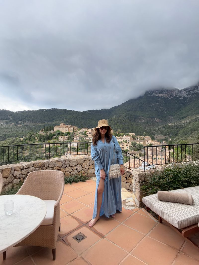 Mallorca Day 4 outfit! 

cover up l swim l anthropologie  

 