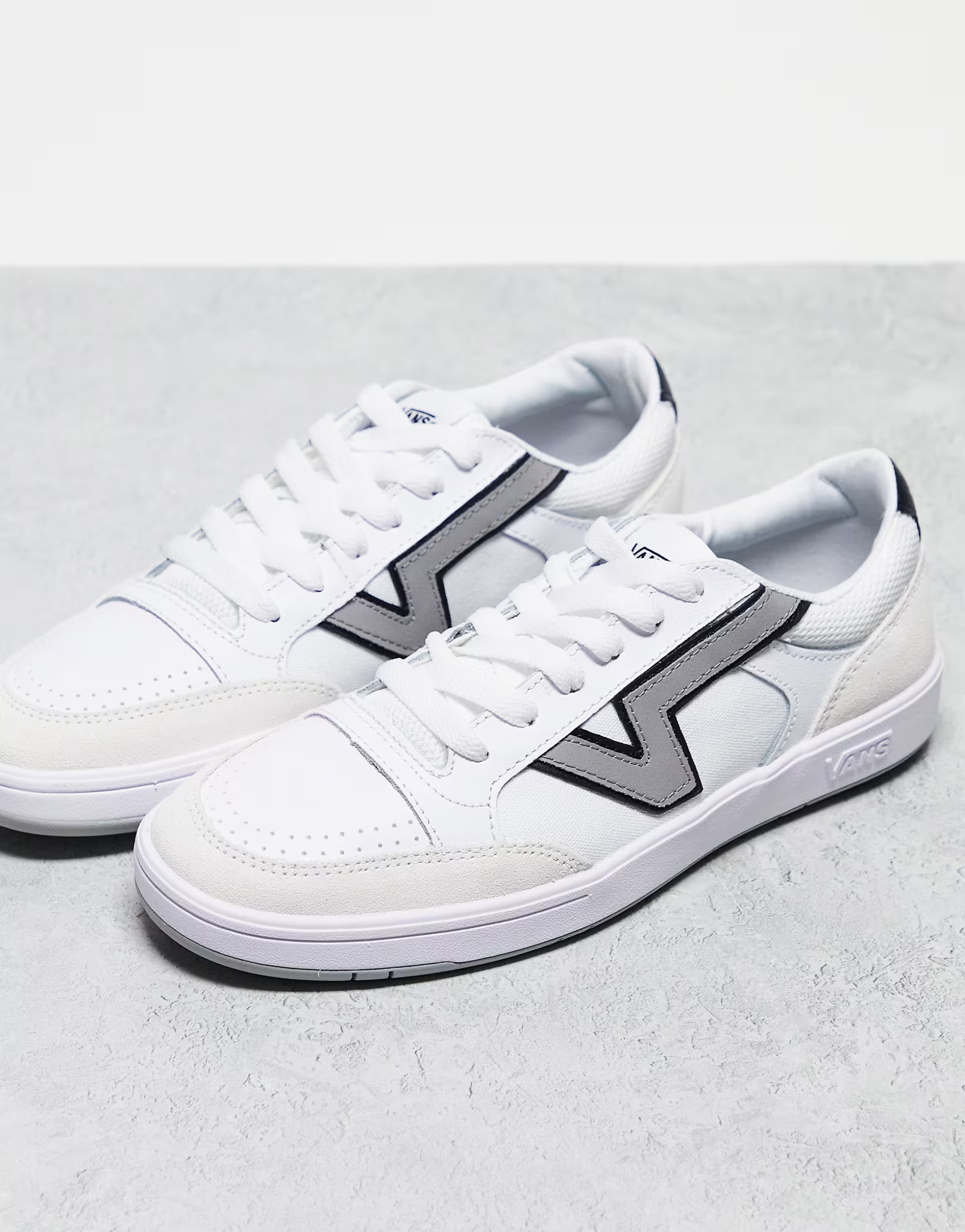 Vans Lowland sneakers in white with grey side stripe | ASOS (Global)