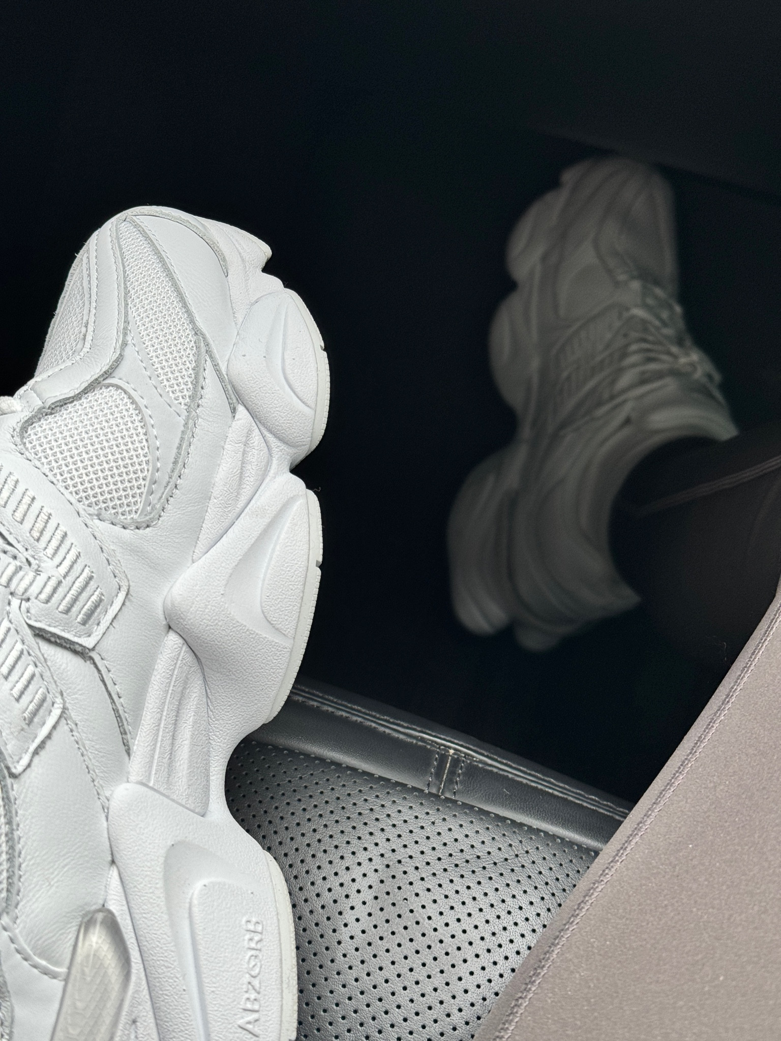 The all white New Balance 9060 sneakers for the win! 

New balance sneakers 
New balance 9060
Women’s sneakers 
Sneakers womens 
New balance shoes 
White sneakers 

#LTKActive #LTKshoecrush