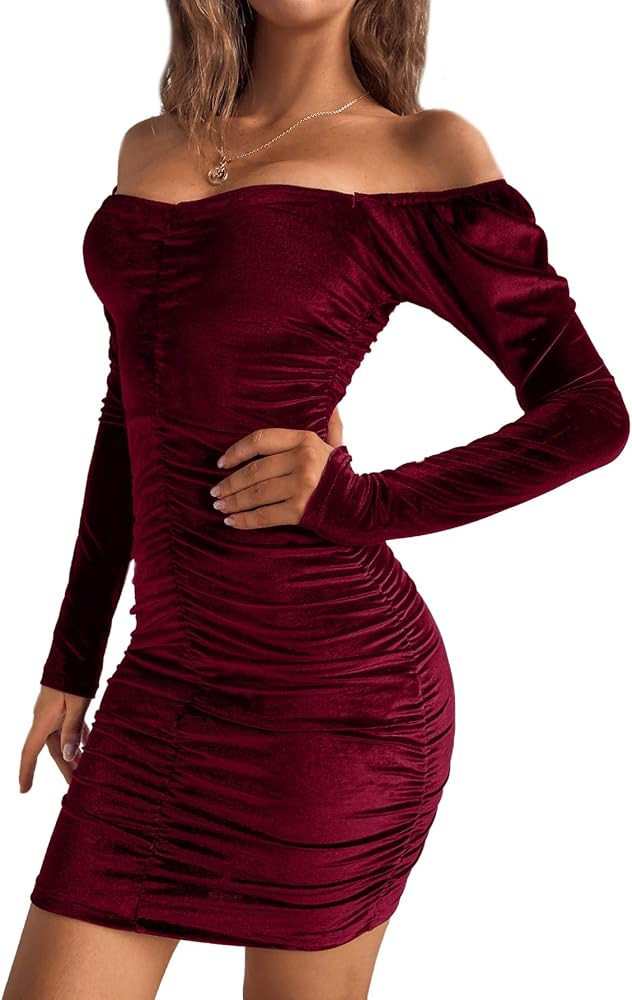 Floerns Women's Sweetheart Neck Long Sleeve Ruched Bodycon Mini Velvet Dress | Amazon (US)
