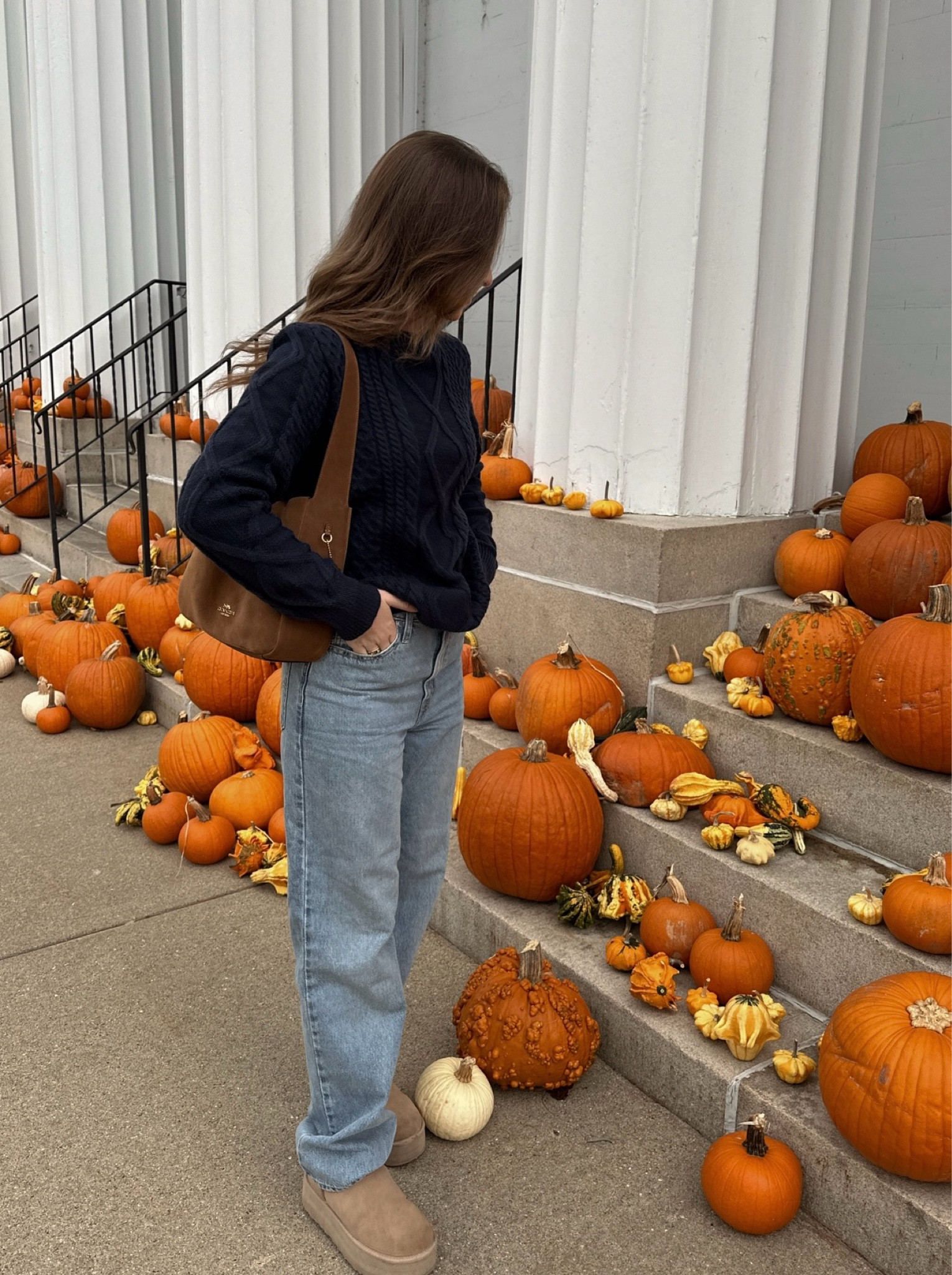 Fall Outfit Inspo 🍂🤎wearing a size small in the sweater and a 26 in the jeans! 

#LTKStyleTip #LTKHalloween #LTKSeasonal