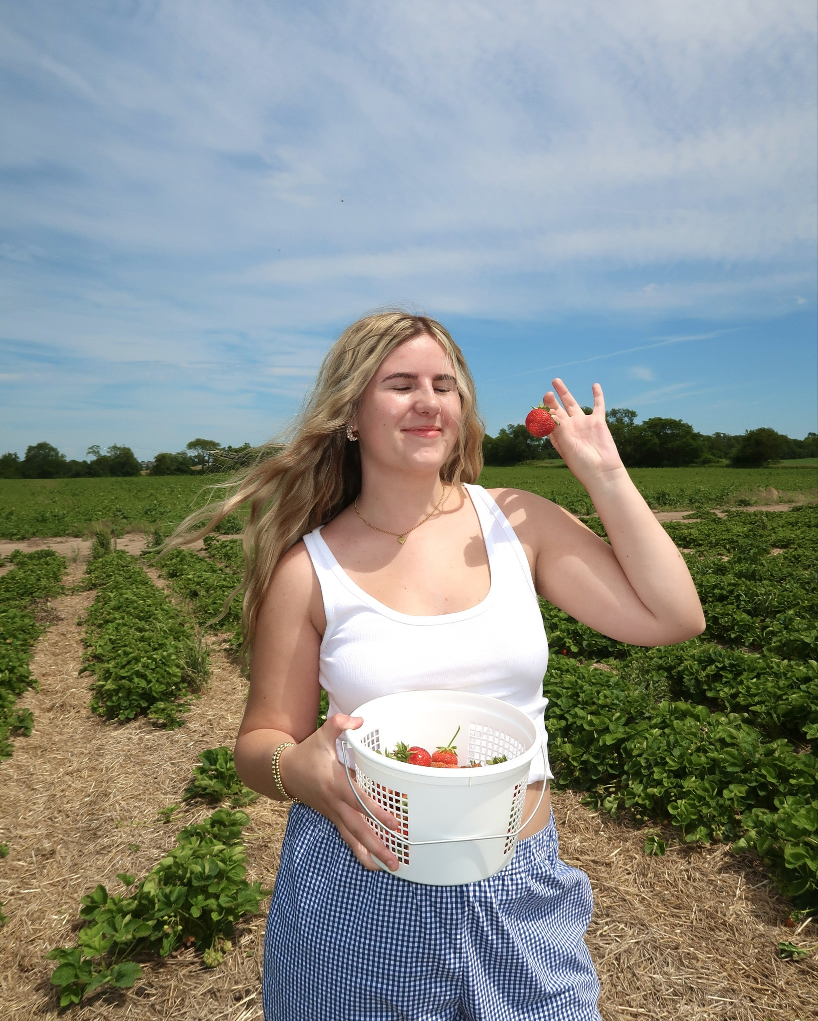 strawberry picking fit!! 


#LTKbeauty #LTKstyletip #LTKGiftGuide