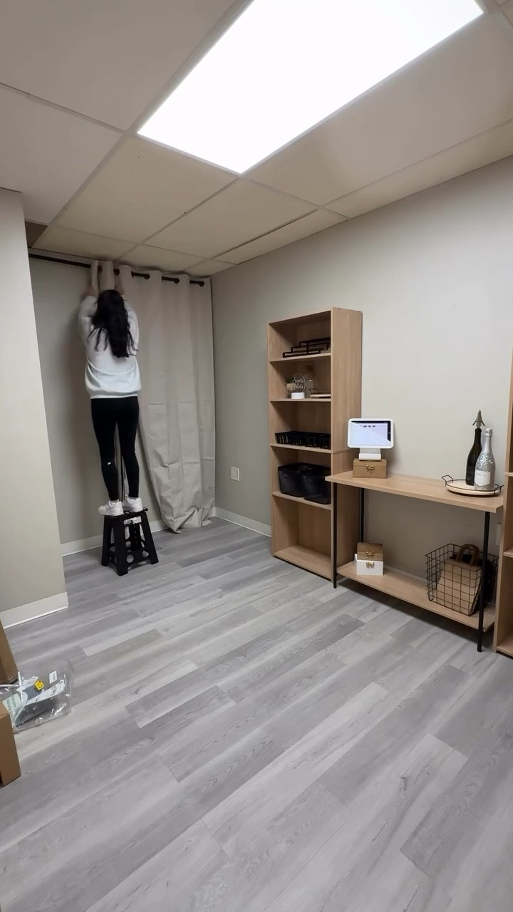 Let’s Decorate!🙌🏽

I’ve linked as much as I can!🫶🏽 find more on my Amazon storefront: https://www.amazon.com/gp/profile/amzn1.account.AFSDAIT2BDIKXYSJ74BRT3EGPLUA

#LTKdayinmylife #LTKHome #LTKBeauty