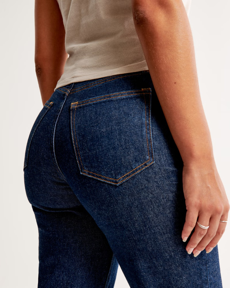 Curve Love Ultra High Rise 90s Straight Jean | Abercrombie & Fitch (US)