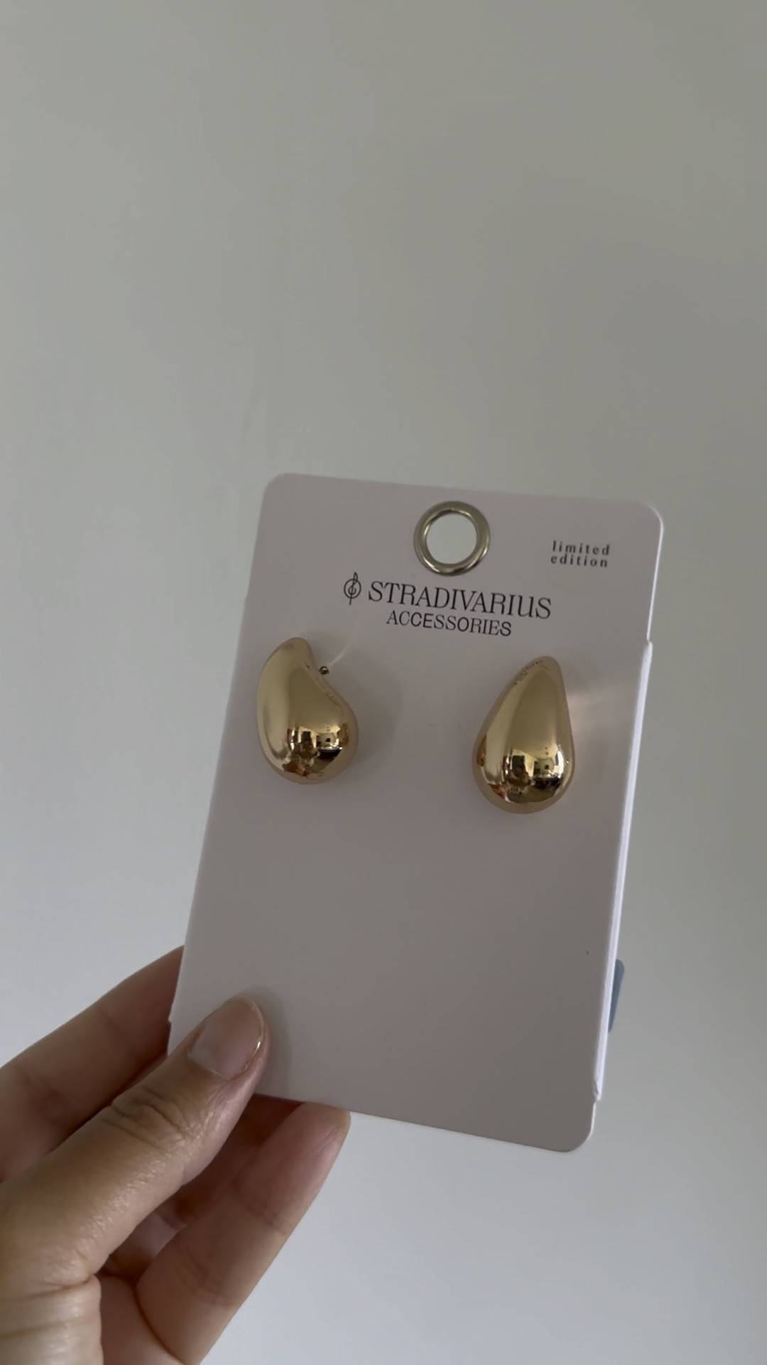 Stradivarius Pearl Earrings Grey M