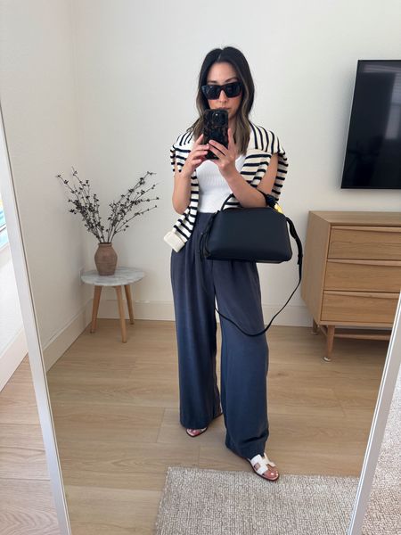 Z supply farah pants. Such good trousers for petites. Wash and dry to make them shorter. 

Z Supply tank xs
Z Supply pants small
Hermes Oran 35
Minnow Swim sweater small. Runs small 
JW Anderson bag 
Celine sunglasses  

#LTKitbag #LTKshoecrush