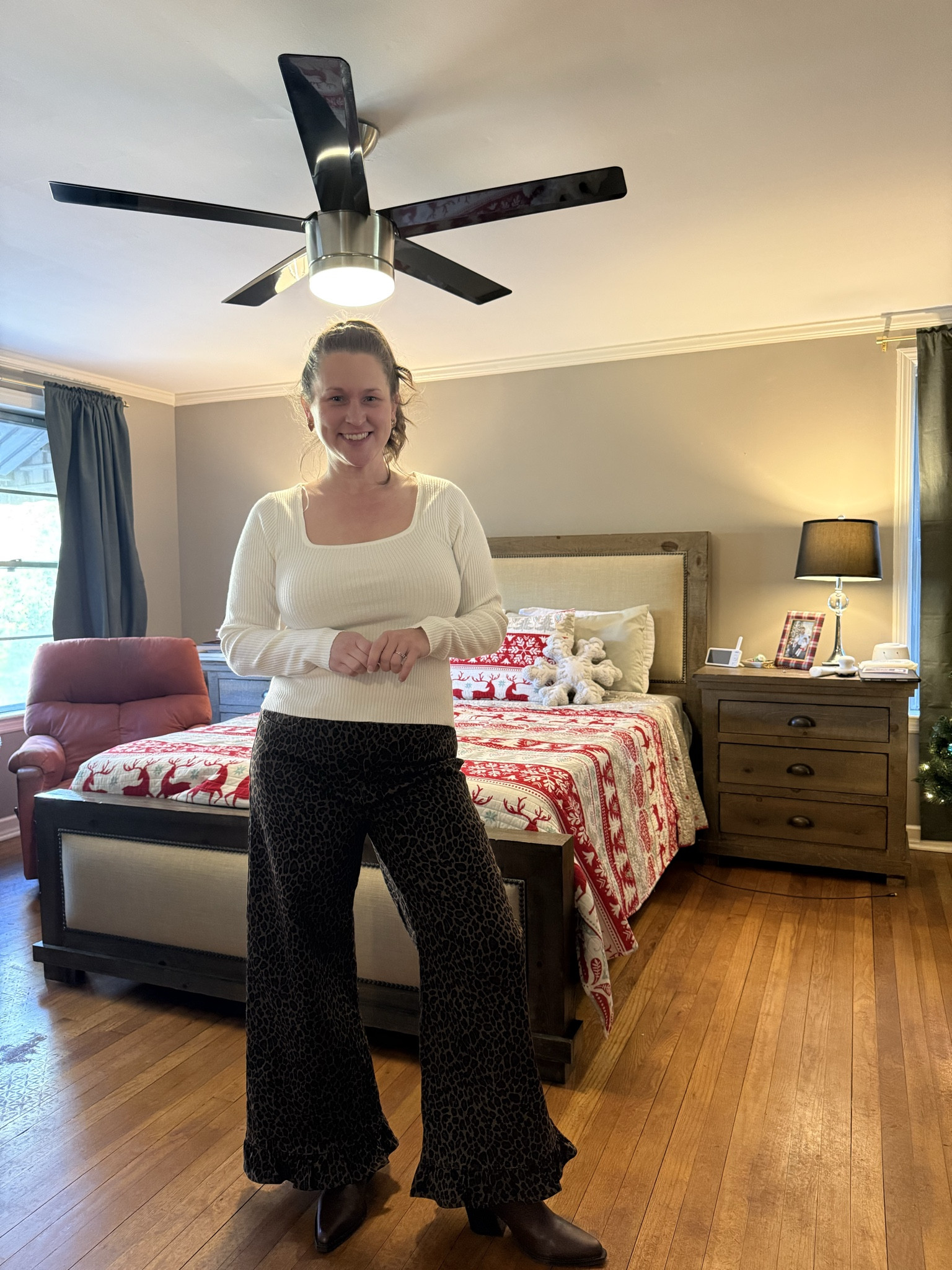 Normally there isn’t a leopard print I don’t like,  but these pants just aren’t my style  

#LTKOver40 #LTKHoliday #LTKootd