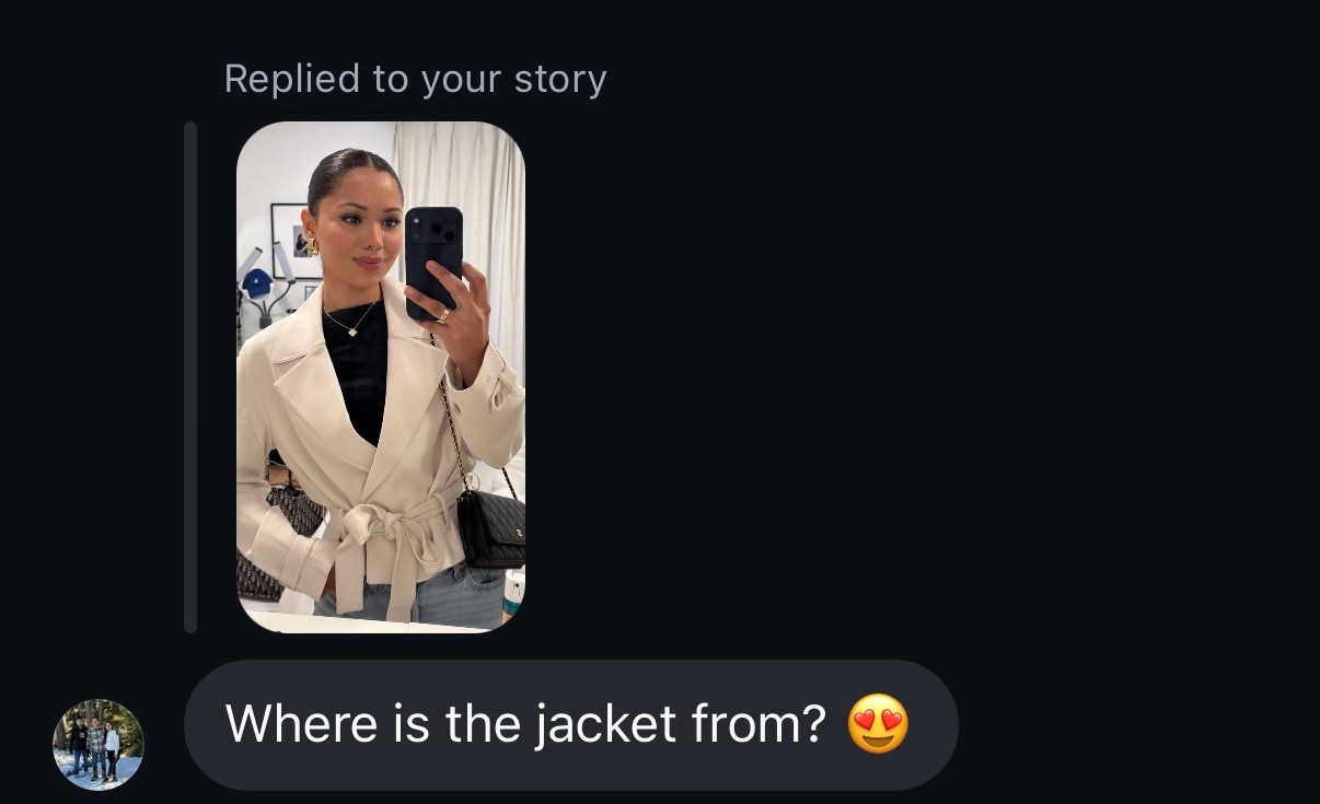 My favorite trench right now 😍 wearing size medium 