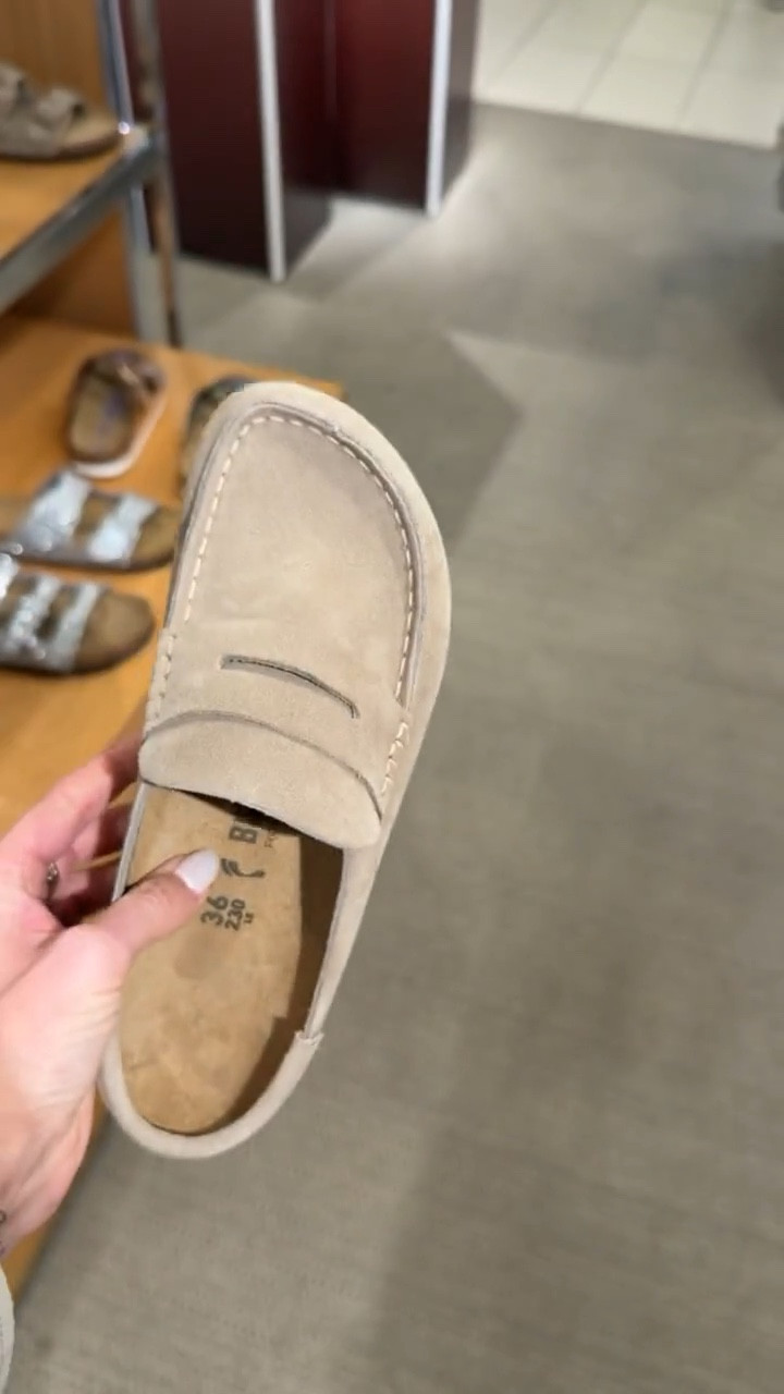 Birkenstock clogs are back in stock.

neutral shoes, birkentstock mules, spring shoes, comfy shoes, everyday shoes,  anna monteiro, annabrstyle, blushingrosestyle

#LTKOver40