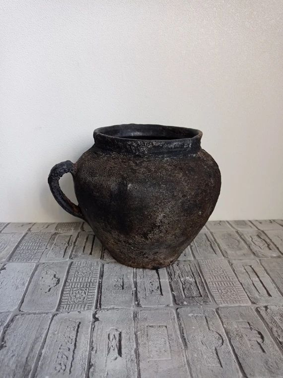 Vintage Clay Pot Old Clay Vase Black Clay Pot Wabi Sabi - Etsy | Etsy (US)