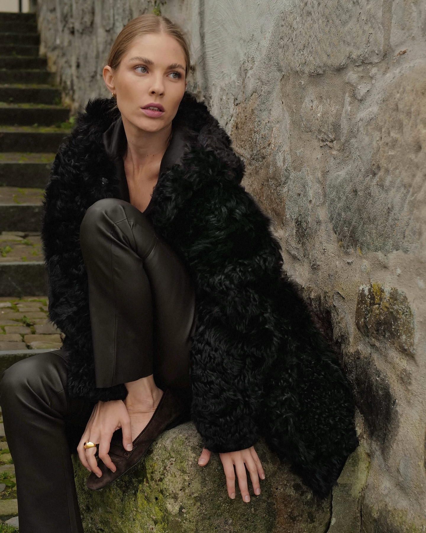 As we usher in the autumn season, let’s explore timeless essentials from the luxury brand @iris_von_arnim. Their reversible coat with hood and pockets in rich brown would look particularly polished and elegant on blondes—even more so than classic black.🍁

The brand’s leather pants, featuring a straight cut and minimal details, offer versatility. They can seamlessly blend into various styles and outfits while providing warmth and comfort.

True luxury isn’t about having an extensive wardrobe. It’s about wearing clothes that suit you and stand the test of time, freeing your mind to focus on what truly matters. 🍂

#irisvonarnim Ad

#LTKeurope #FashionMonth #LTKluxury
