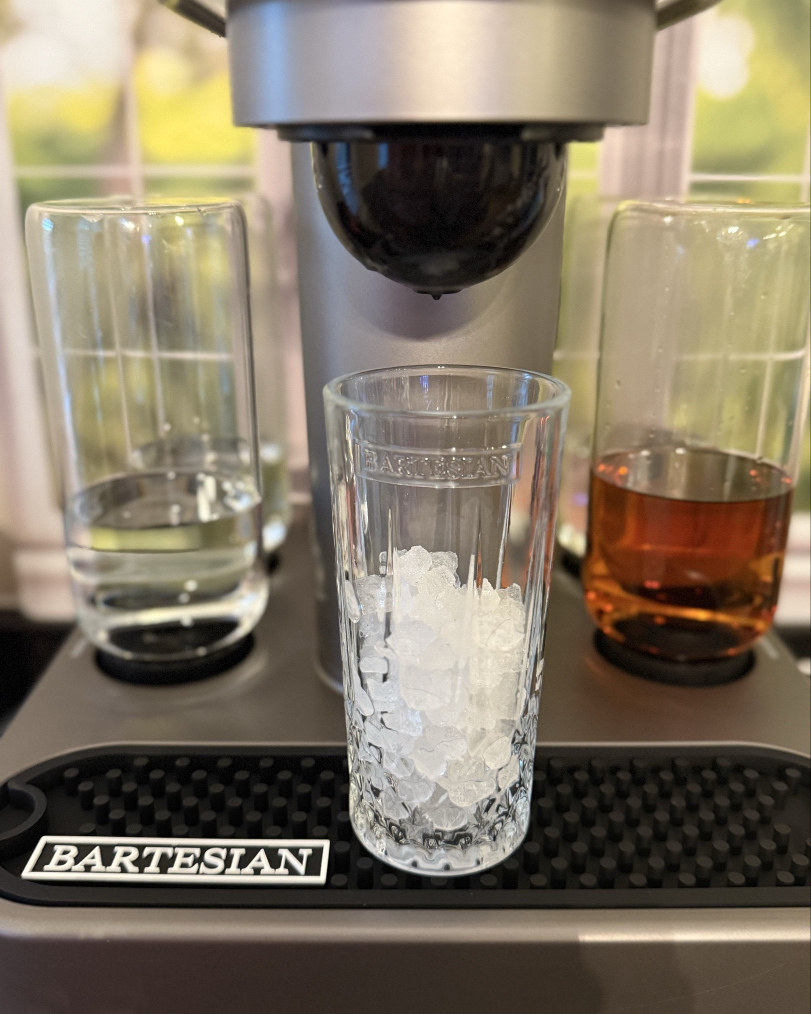 I love Bartesian’s newest drink, the Southern Blossom!!!!!  It’s delicious!!! 

#LTKHome #LTKWatchNow #LTKParties