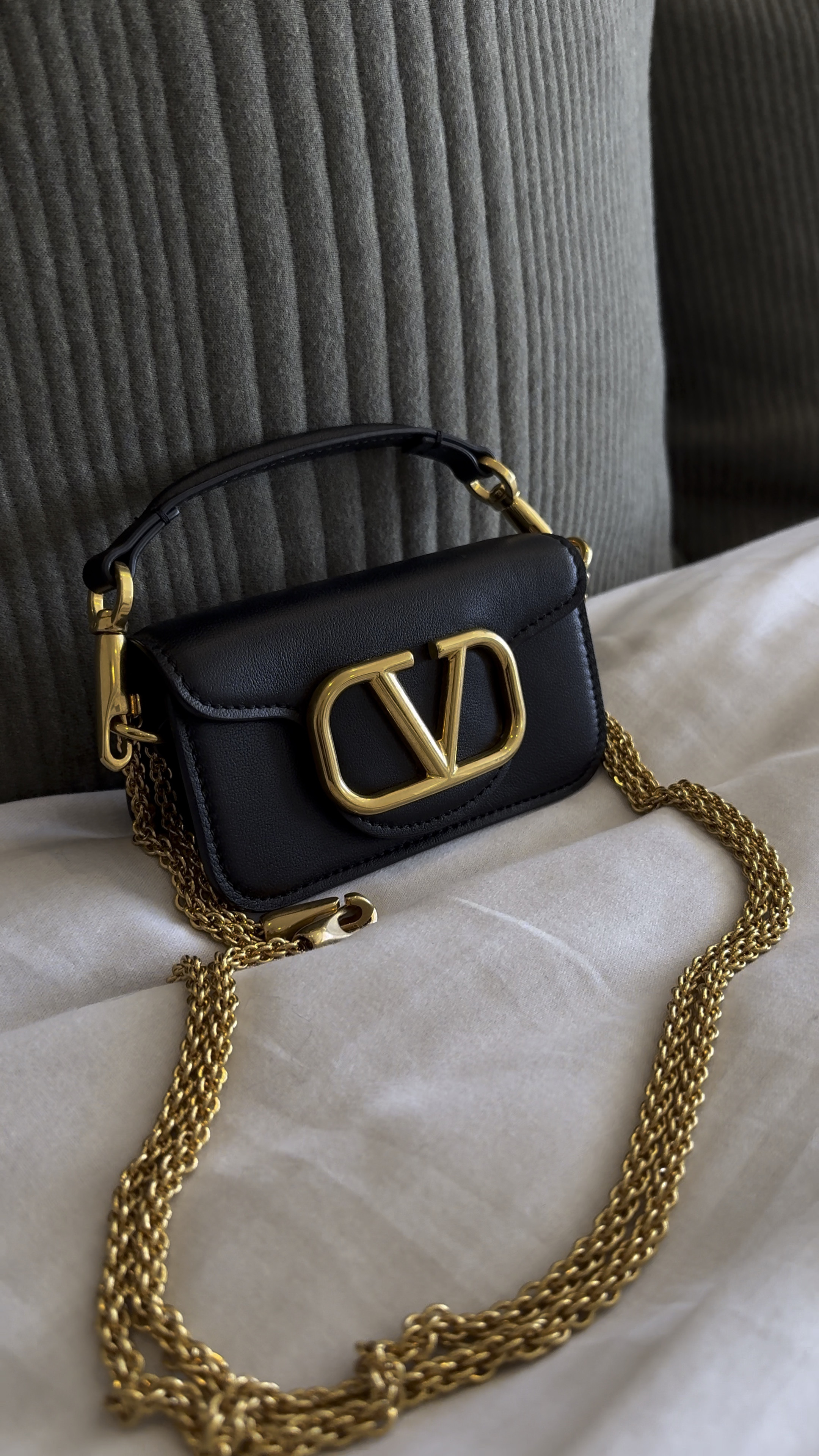 Mini Locò Leather Shoulder Bag
Valentino Garavani!!

#LTKGiftGuide #LTKItBag #LTKHoliday