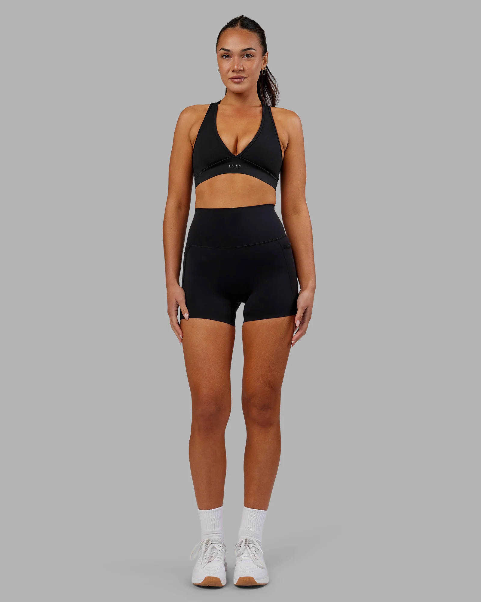Elixir Ultra High-Rise 4" Short Pockets - Black | LSKD | LSKD