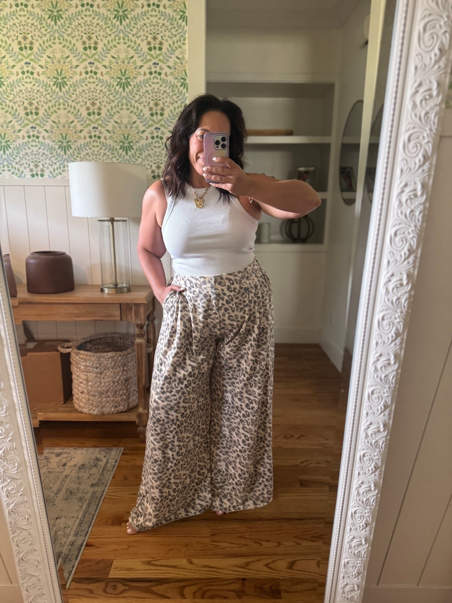 Casual fall outfit of the day! Loving these comfy pants from aerie..wearing size XL 🐆🤎

#LTKSeasonal #LTKMidsize #LTKFindsUnder50