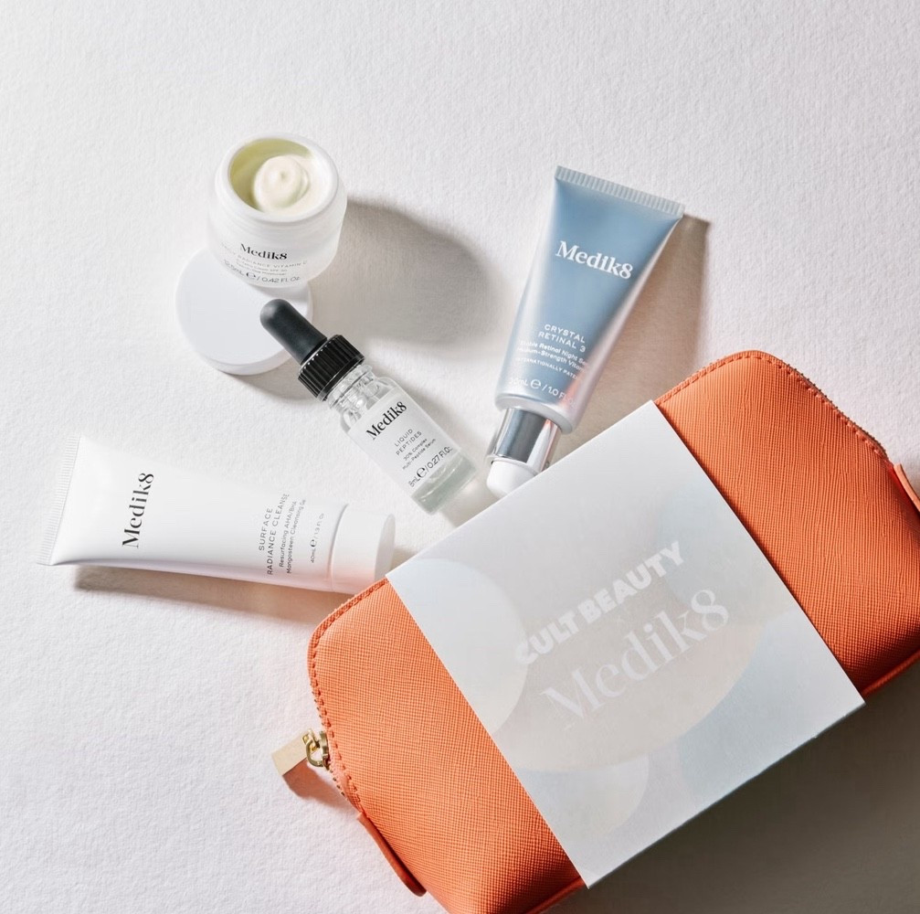 👋 Medik8’s collab bag with Cult Beauty is now on sale!
Costs £59 ~ Worth £115

#cultbeautyedit
#cultbeauty
#medik8
#skincarecommunity
#beautydeal



#LTKbeauty