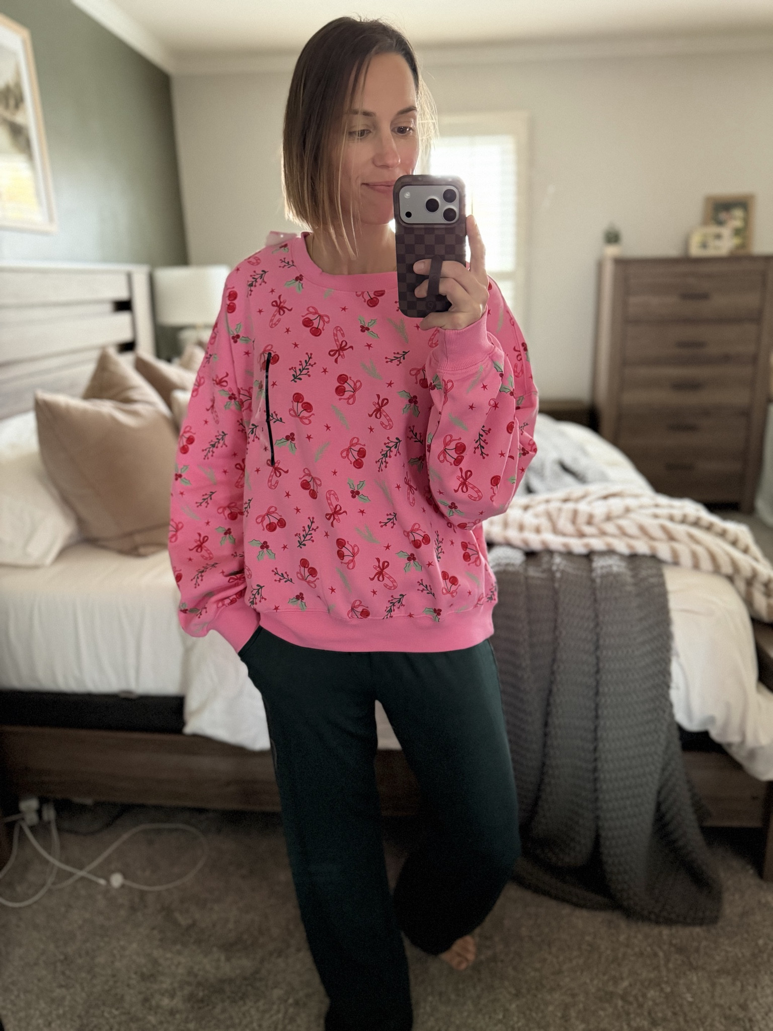 The cutest sweatshirt! I sized up 2 sizes for more of an oversized fit. The material is extremely soft with a fleece lining. The print is so adorable! And these pants are also so incredibly soft and comfy! Plus they have pockets 🙌🏻 I grabbed a small!

#LTKFindsUnder50 #LTKSeasonal #LTKHoliday
