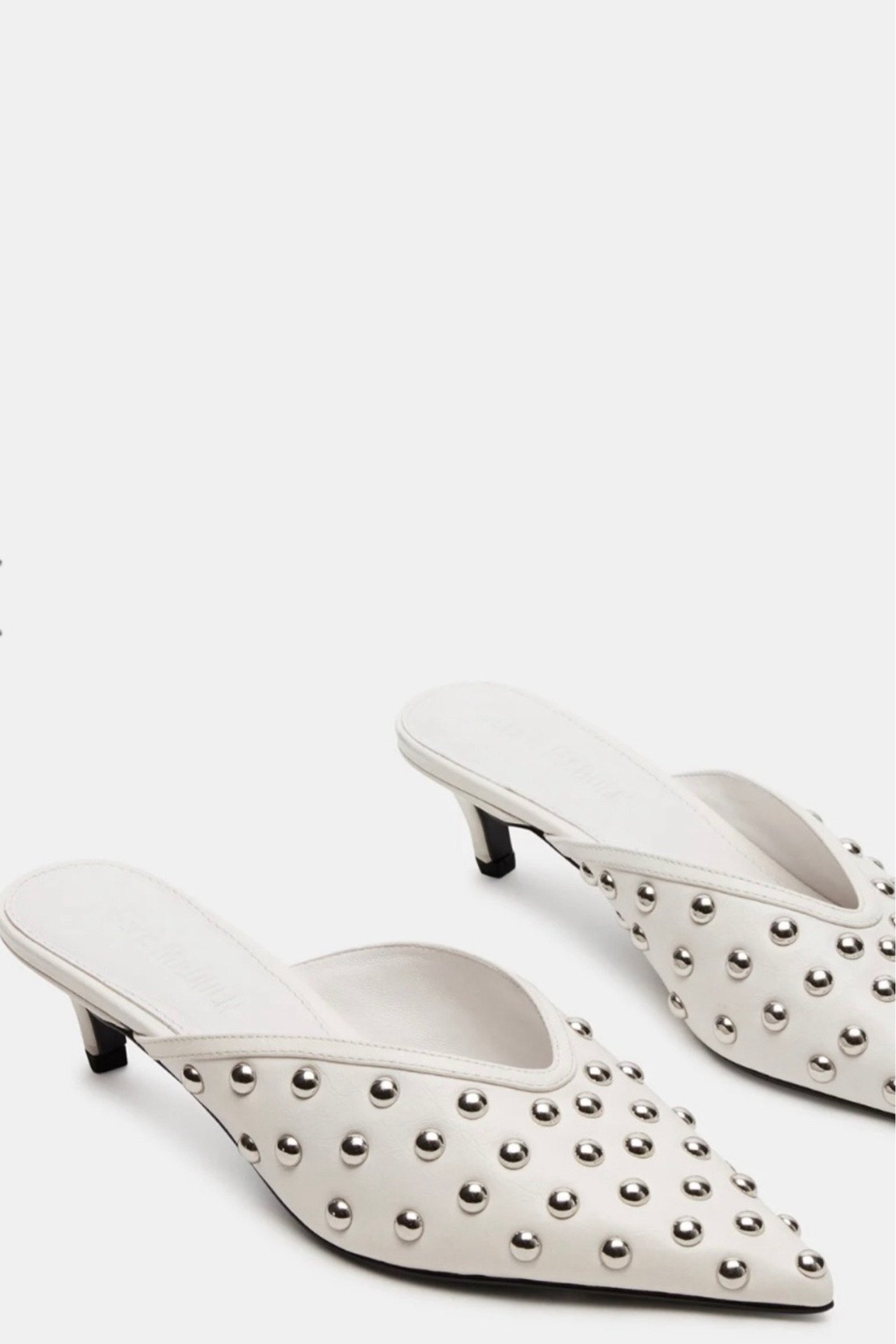 studded heel