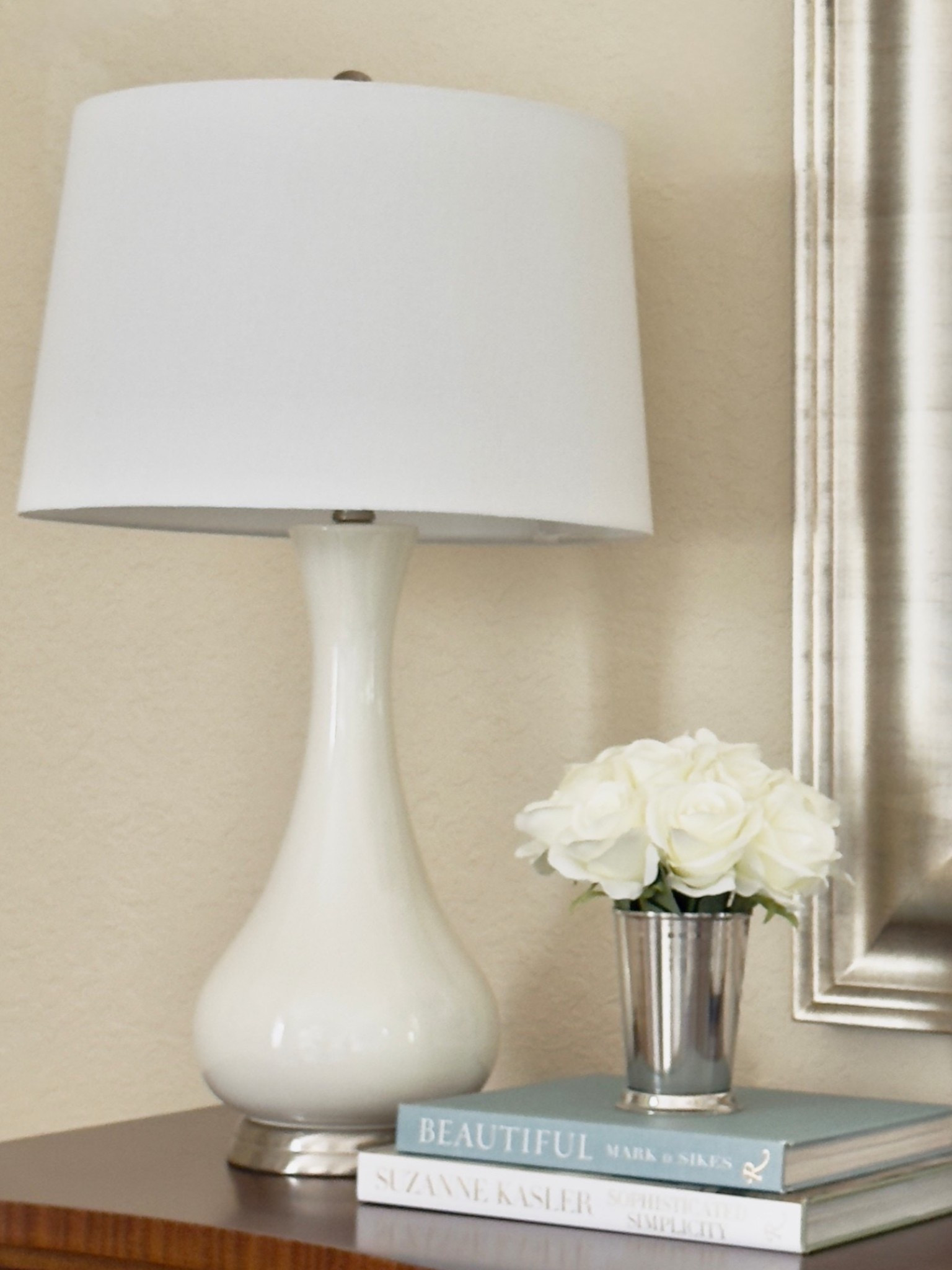 Beautiful Home Accessories! Perfect for Spring!🩵🤍

Home Decor | Living Room Decor | Warm Neutral Decor | Classic Blues | Transitional Decor | Transitional Modern Coastal | Traditional Decor | Brown & Blue Decor | Classic Decor| Timeless Decor | Spring Decor | Coffee Table Books

#LTKSeasonal #LTKHome