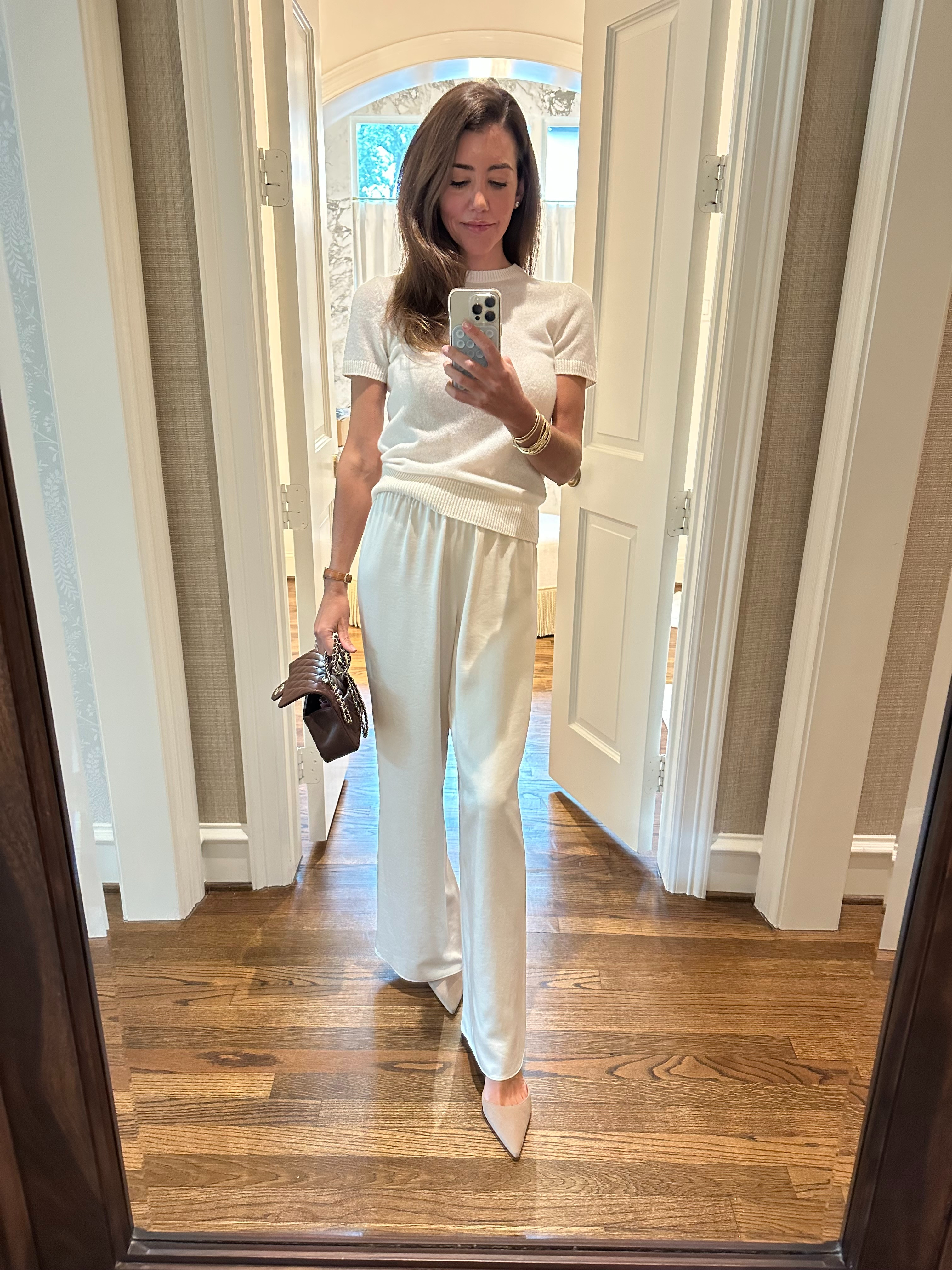 theory top // jenni kayne pants // manolo blahnik shoes // chanel bag 

 