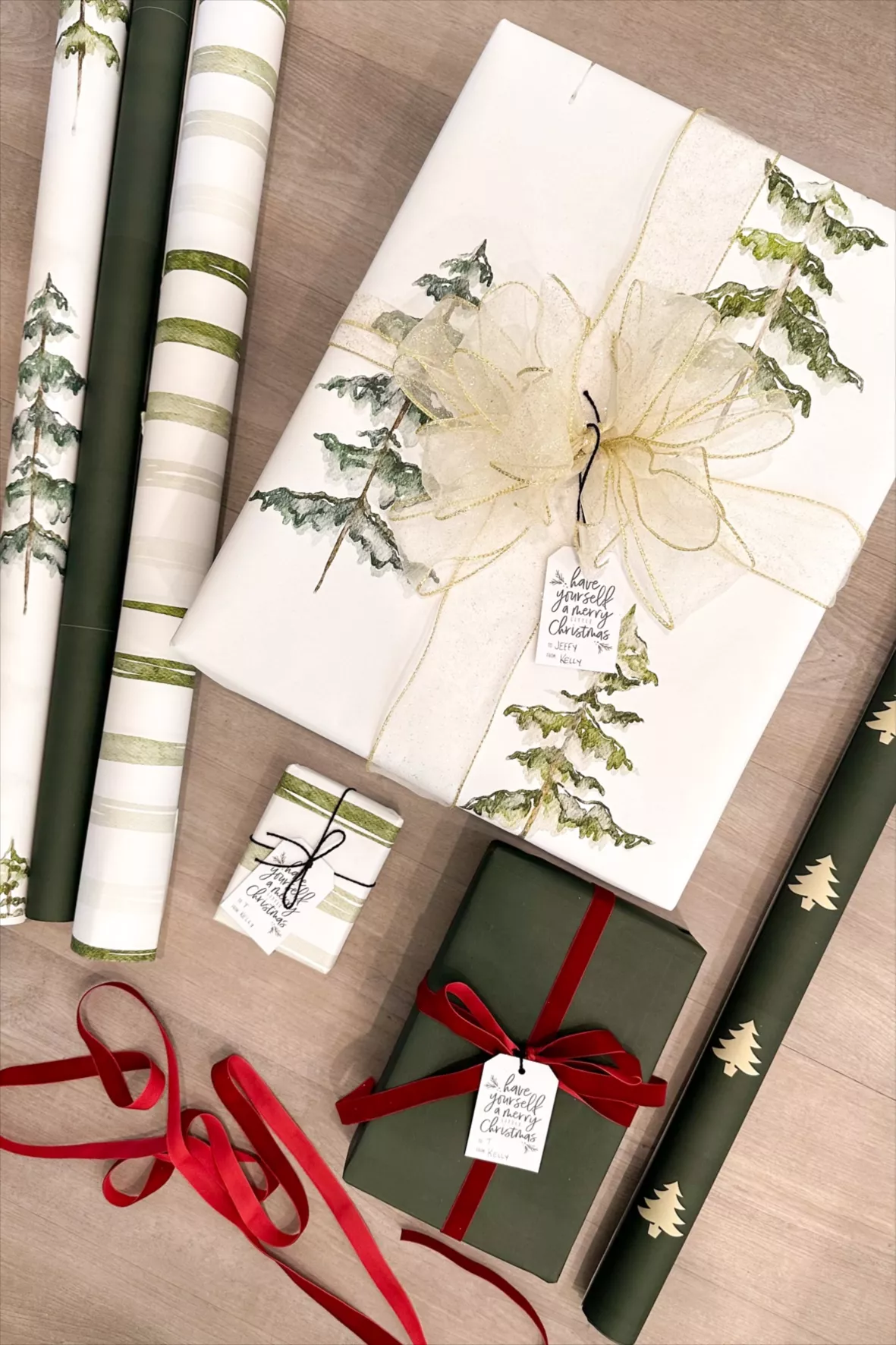 Solid deep forest green wrapping paper