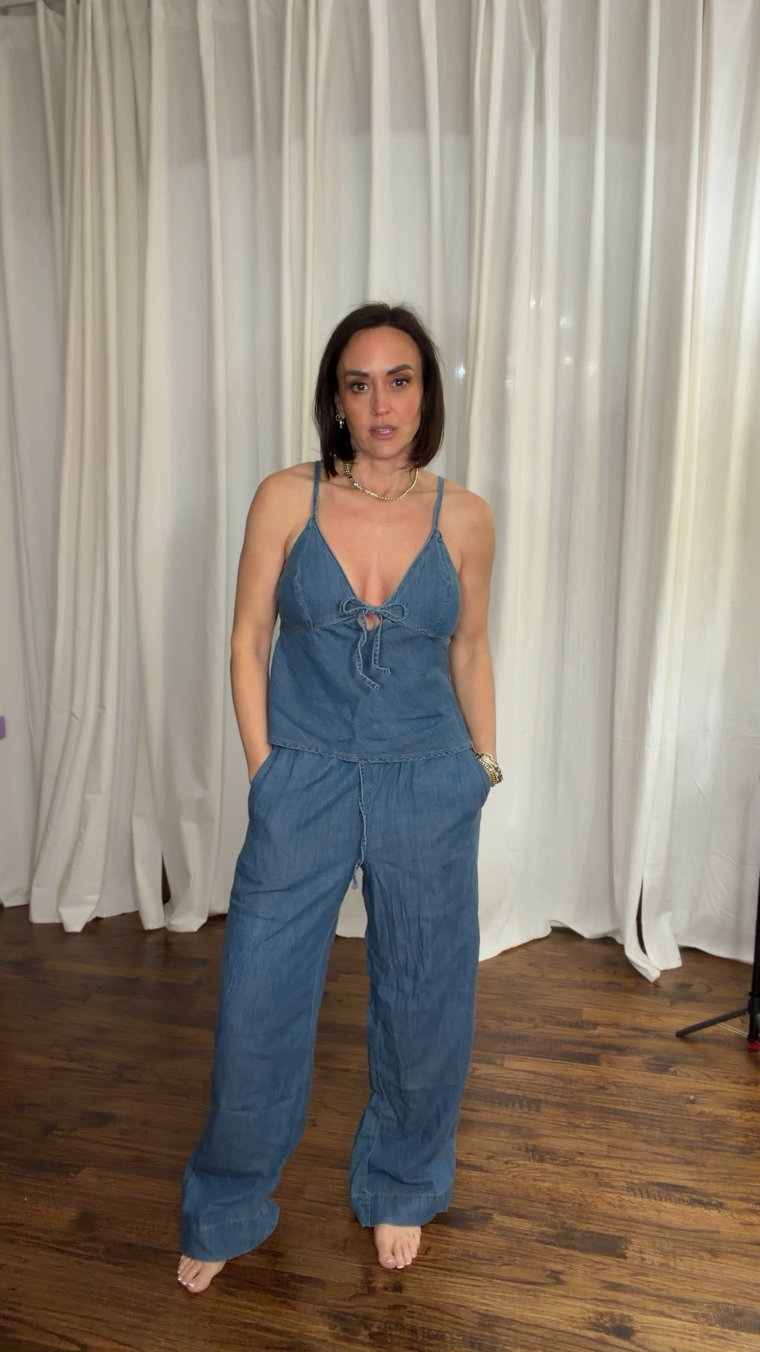 S top 
Xs pants 

#LTKOver40 #LTKPetite #LTKSaleAlert