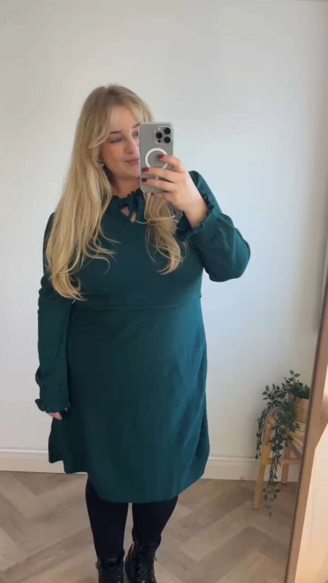 Strickkleid

Code: beauty15dez

(Gültigkeit: 04.12.-einschl. 06.12; 15% auf Alles; einmalig einlösbar pro Kundin; gilt in DE App & Webshop)

#kleid #strick #curvy 

#LTKplussize #LTKkleider #LTKdeutschland