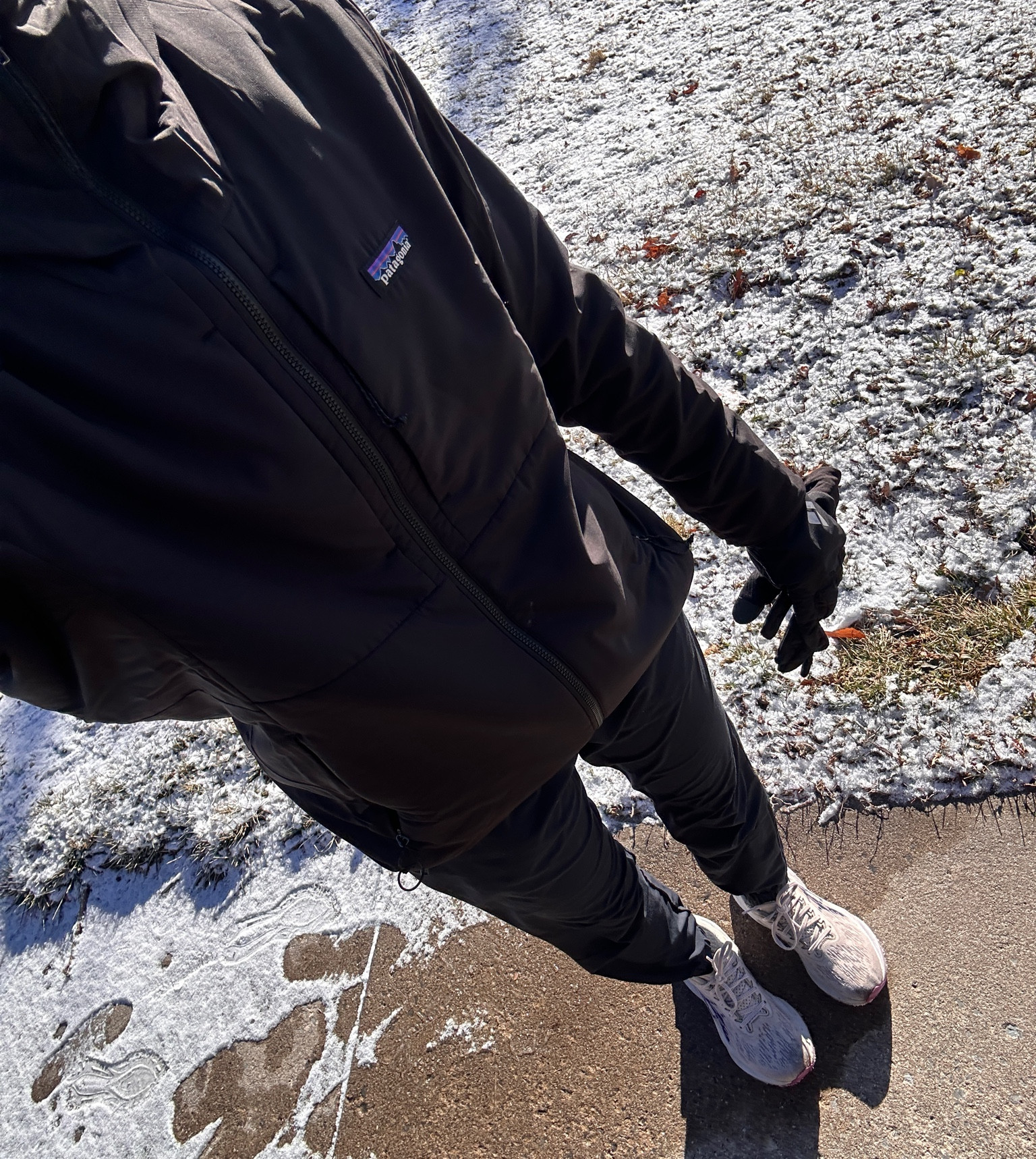 They don’t sell the joggers anymore but I will link a similar pair

#LTKfitness #LTKcanada #LTKwinter