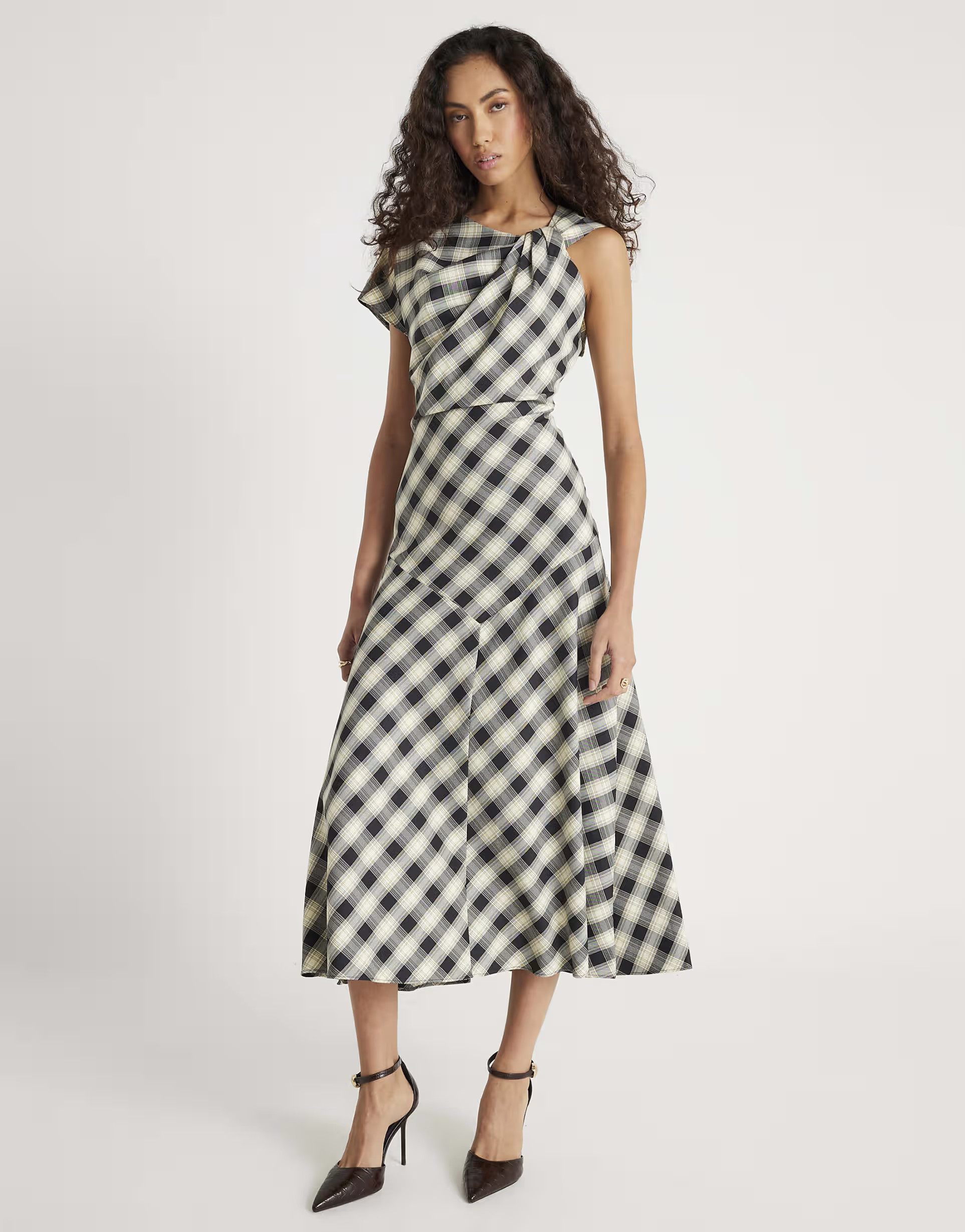 River Island Check print knot maxi dress in cream - dark | ASOS (Global)
