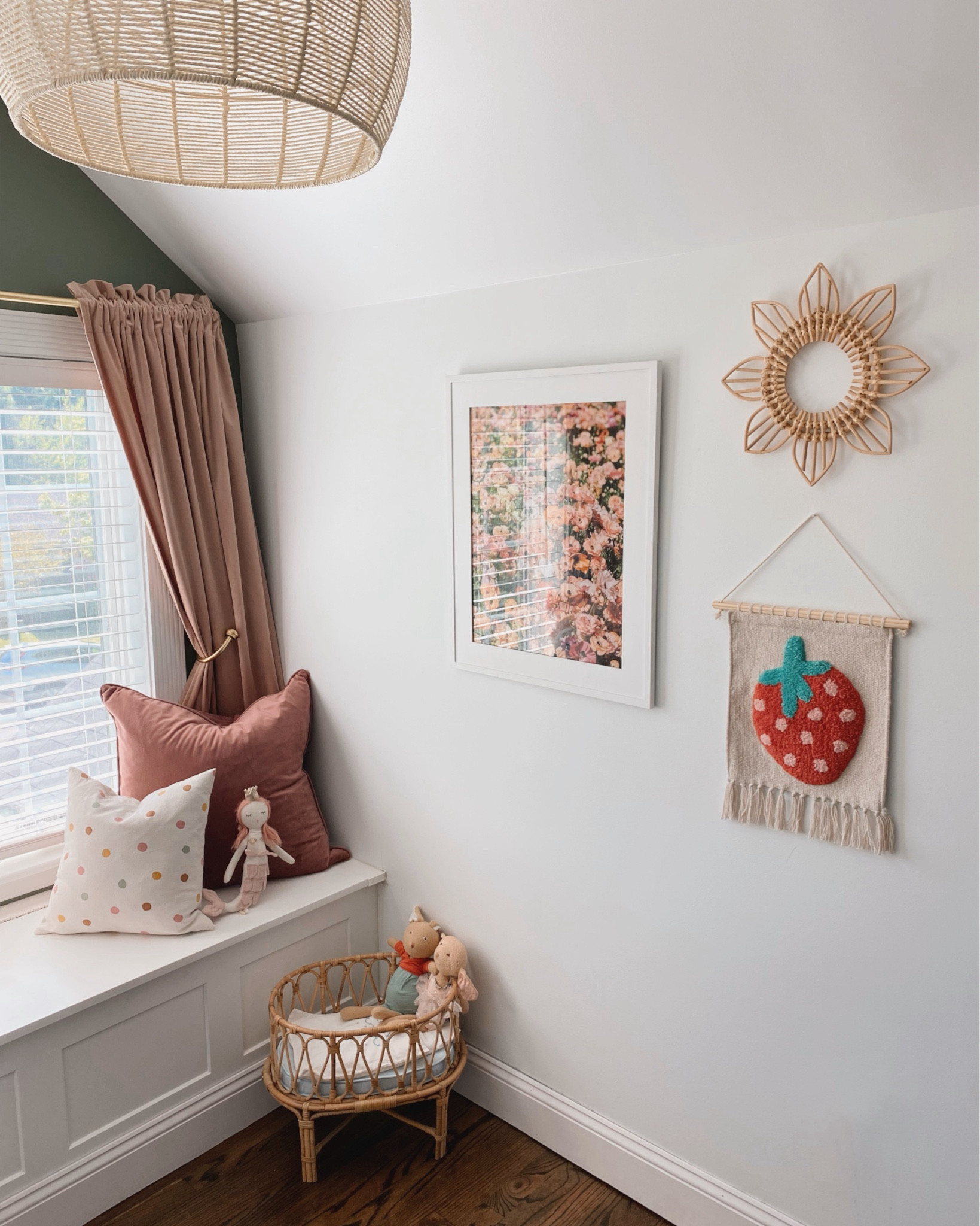 Recipe for a happy space= ☀️+🍓+🌸


#LTKfamily #LTKkids #LTKhome