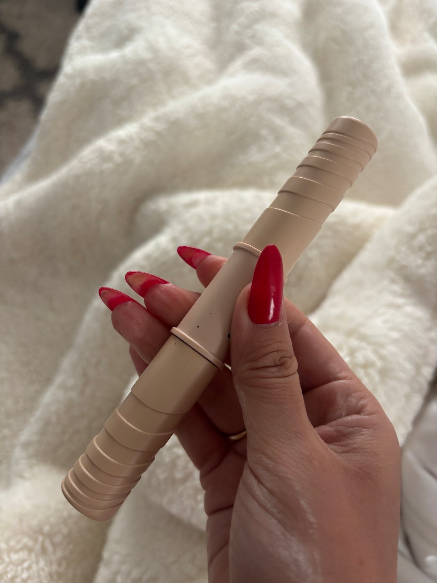 BEST MASCARA. Under $32
Primer and mascara all in one and it’s GOOD. 

#beauty 
#beautyfinds
#makeupfinds
#dibs

#LTKgrwm #LTKValentine #LTKBeauty